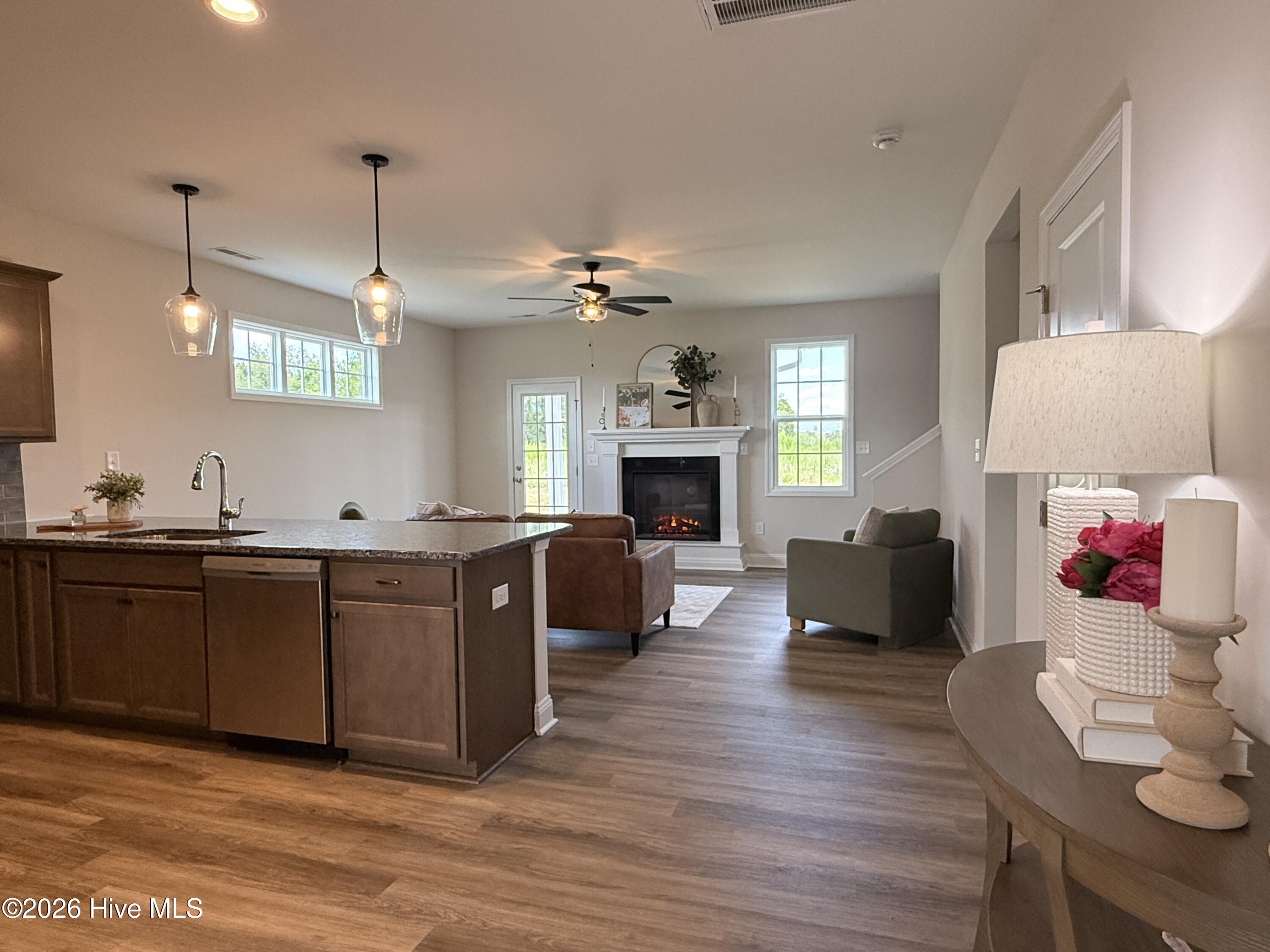 253 Crowville Street Property Photo 5