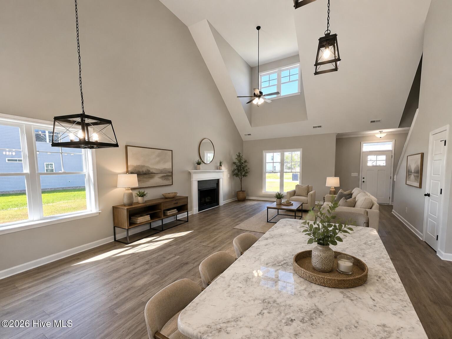 3763 Huntcliff Drive Property Photo 4