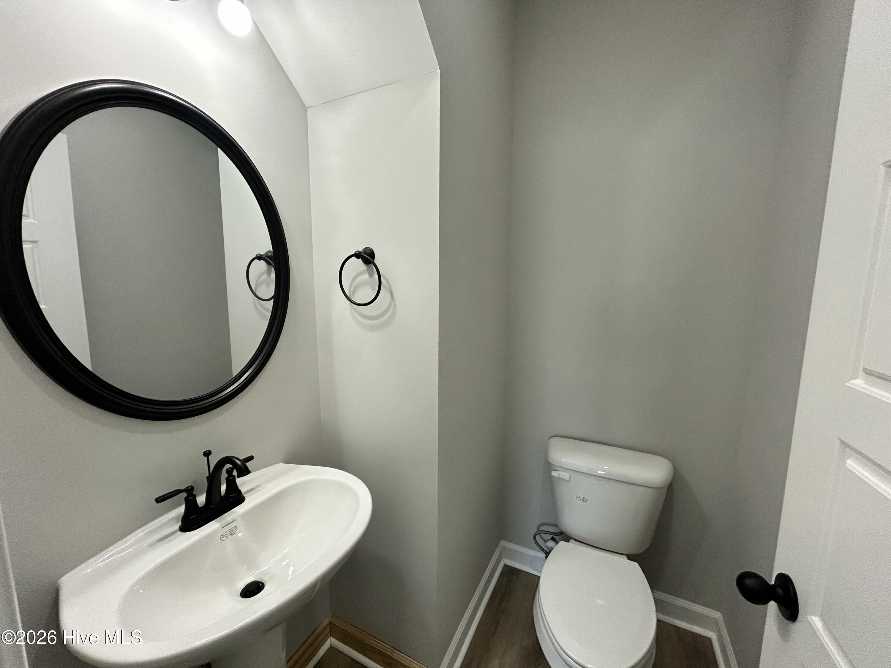 3763 Huntcliff Drive Property Photo 15