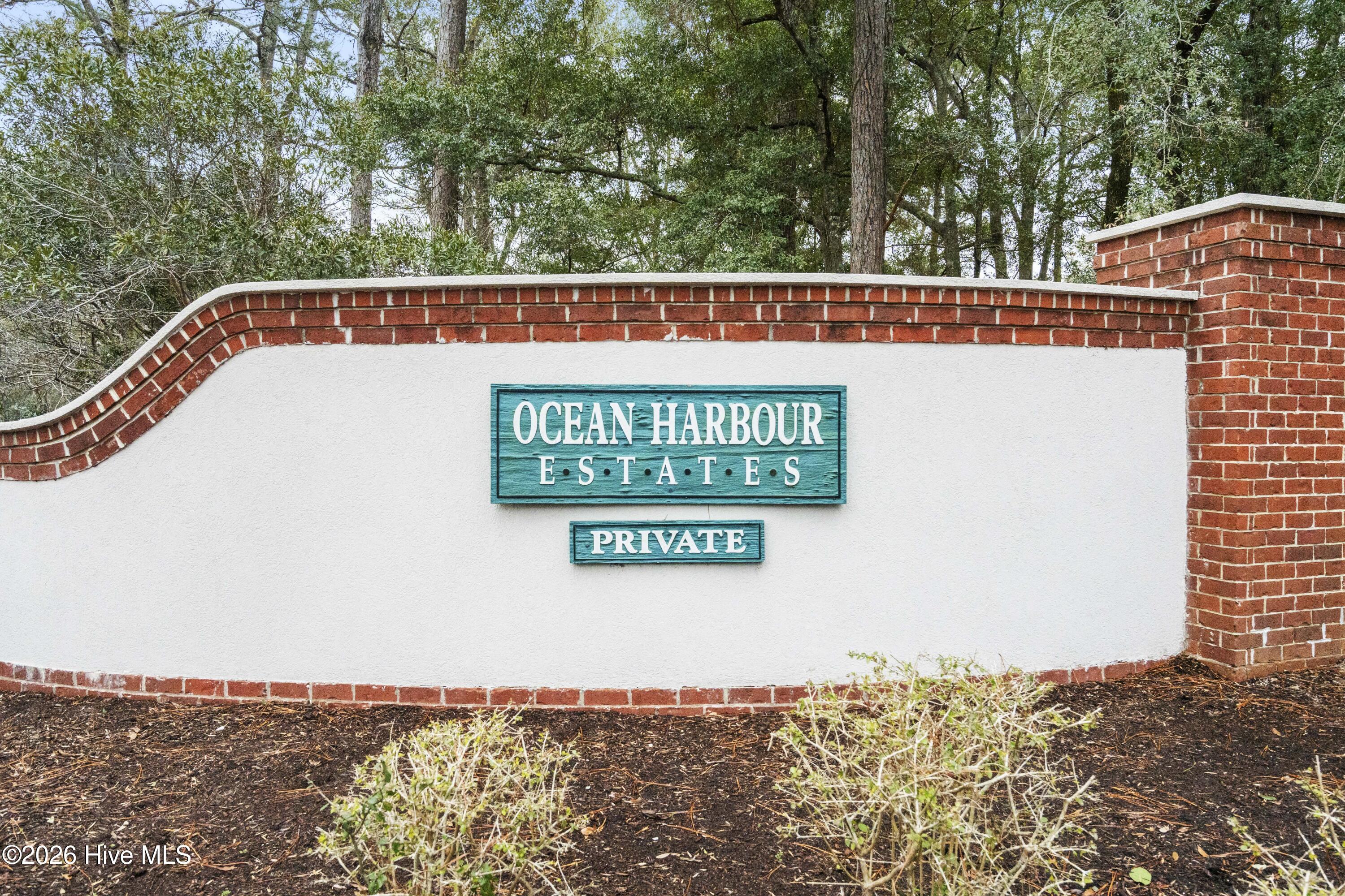 1254 31 Harbour Gate South Sw Property Photo 3