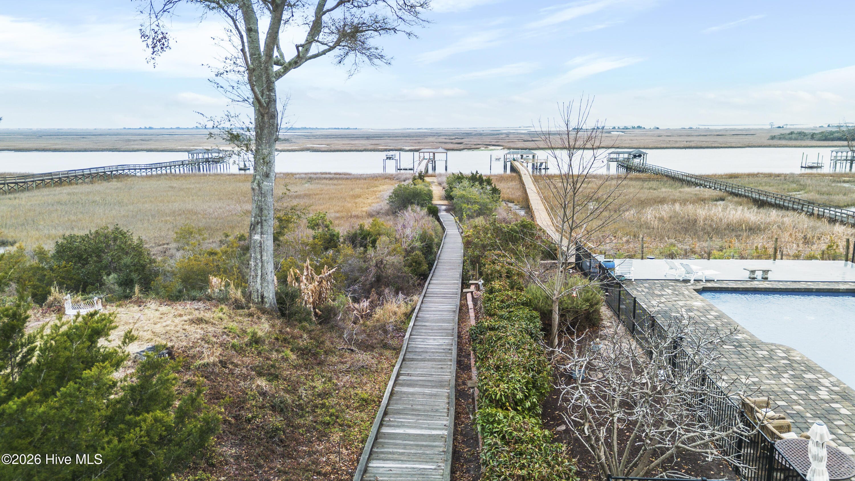 1254 31 Harbour Gate South Sw Property Photo 24