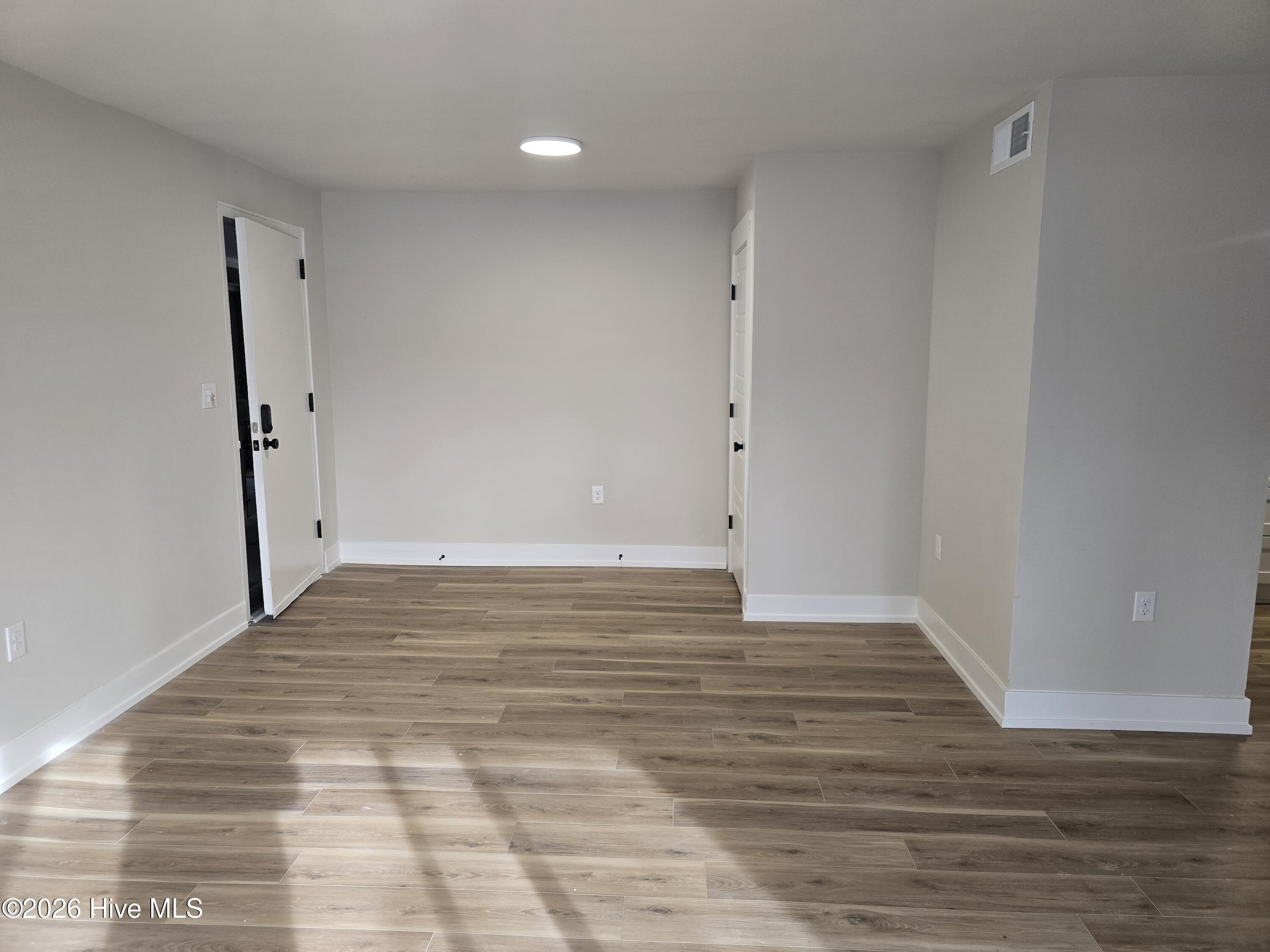 500 Umstead Drive Unit 306 Property Photo 6