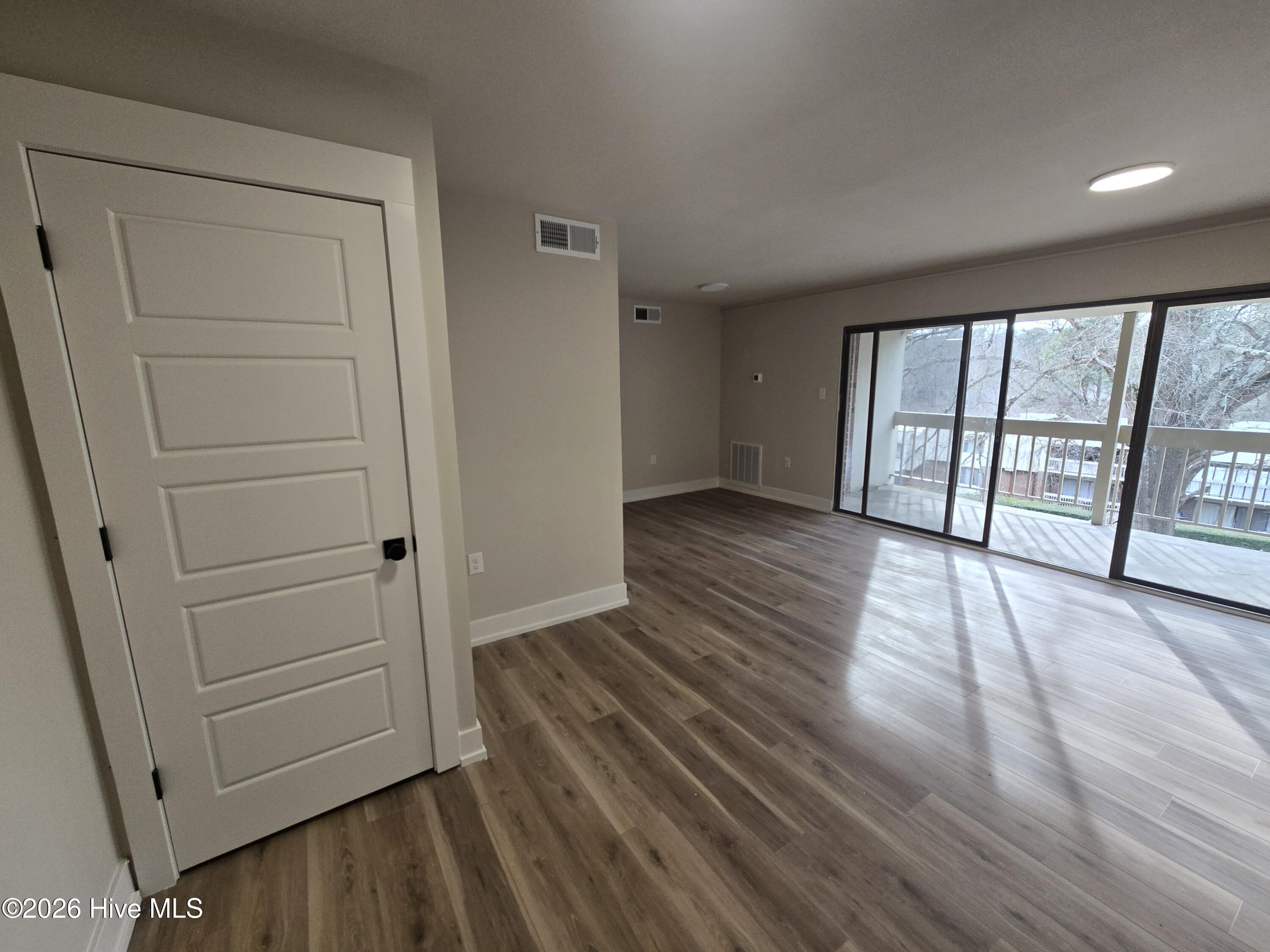 500 Umstead Drive Unit 306 Property Photo 7