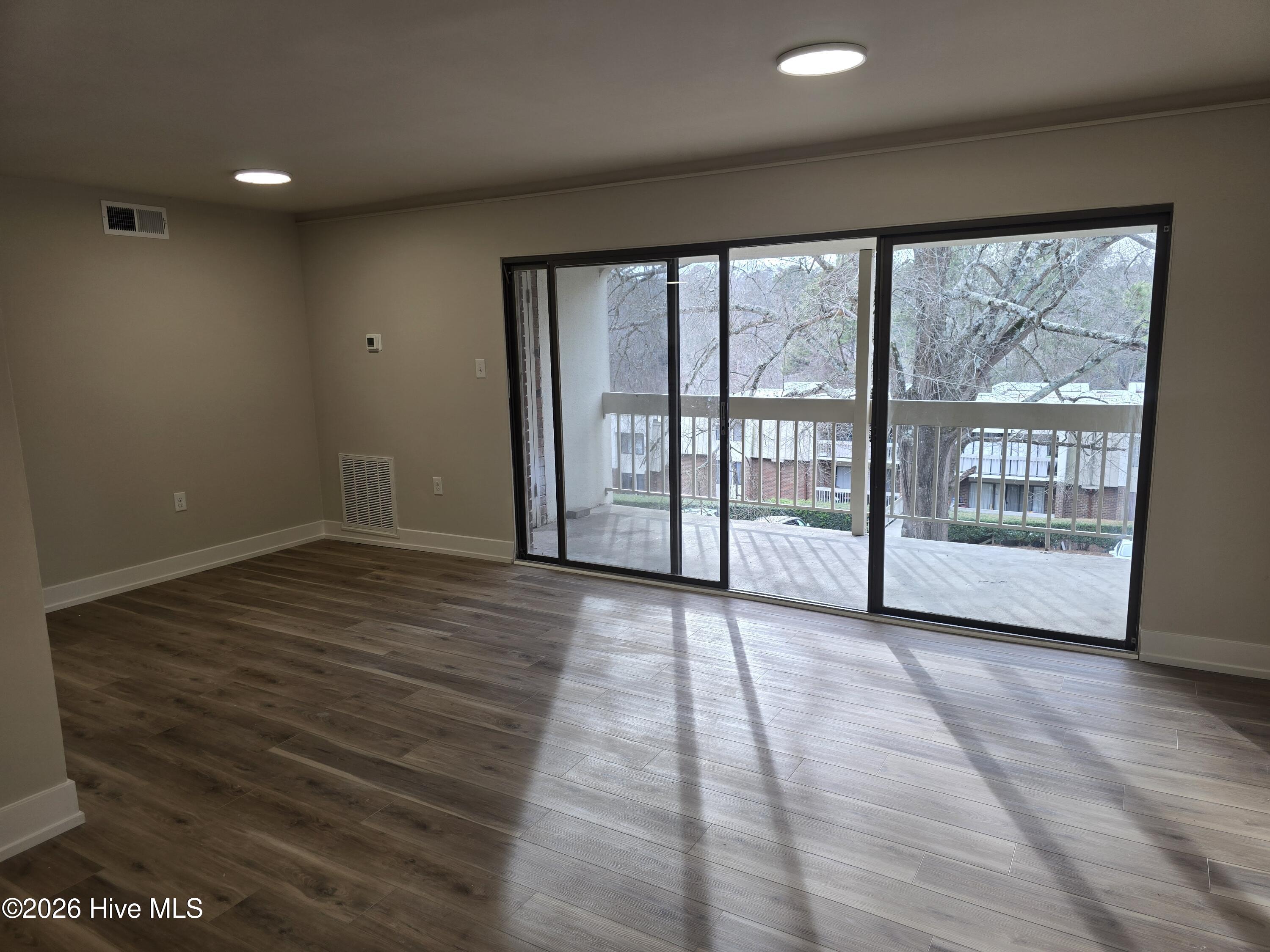500 Umstead Drive Unit 306 Property Photo 9