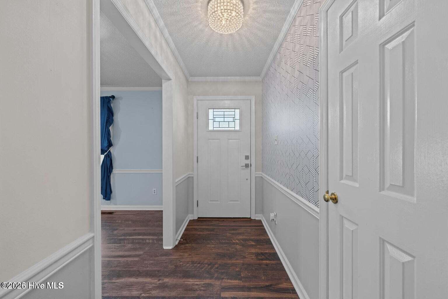 200 Stratford Road Property Photo 2