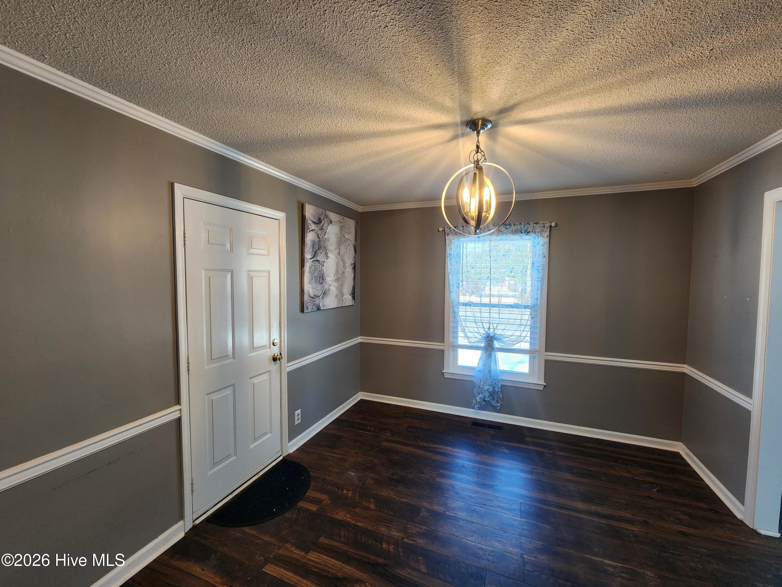200 Stratford Road Property Photo 7