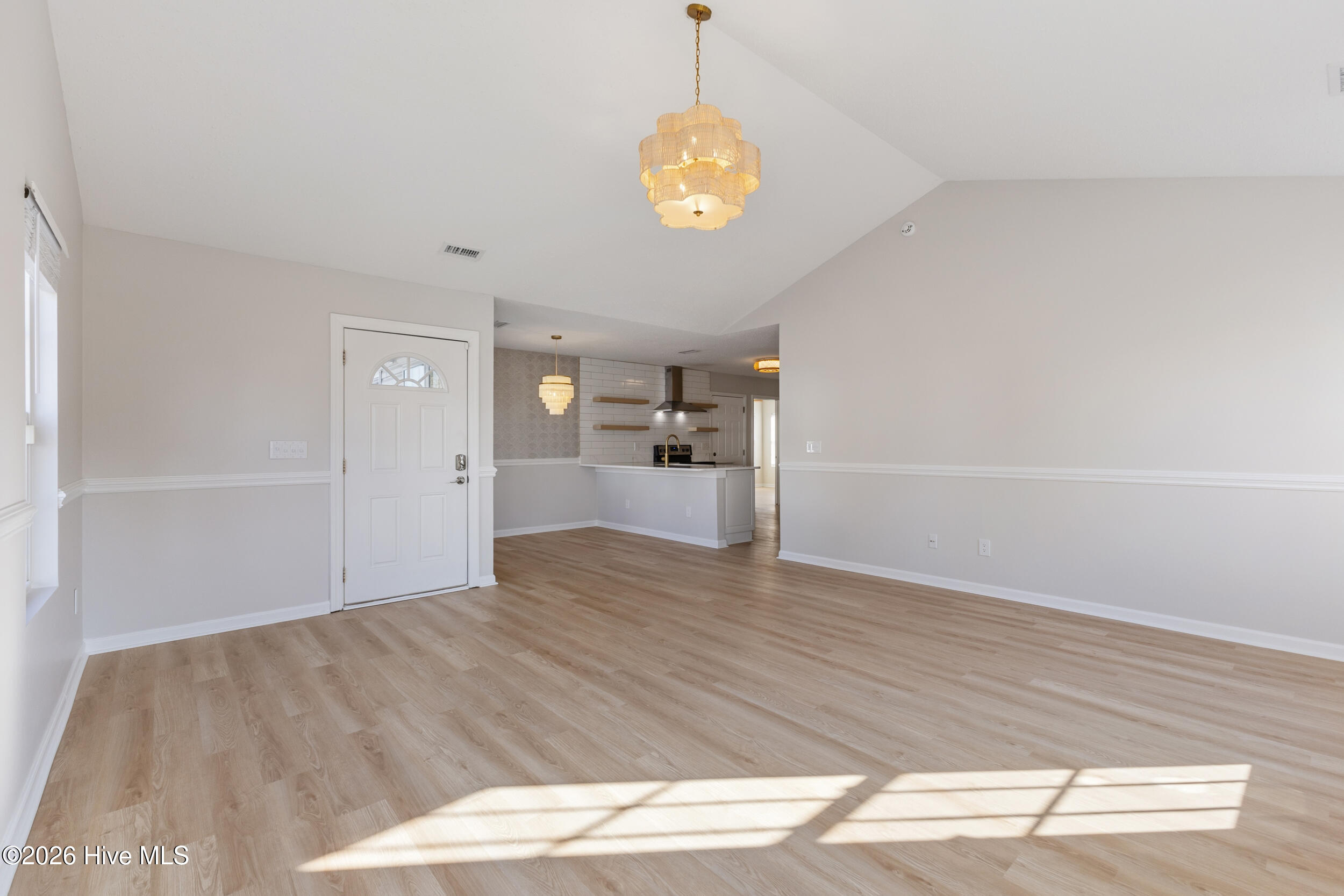 8620 Orchard Loop Road Ne Property Photo 12