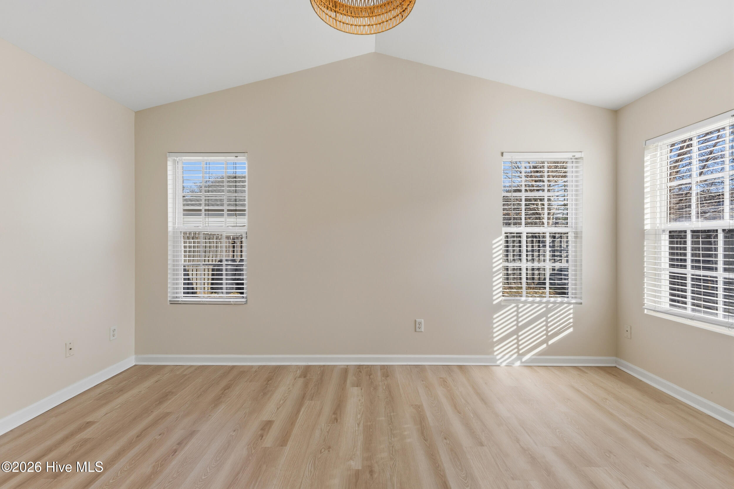 8620 Orchard Loop Road Ne Property Photo 22