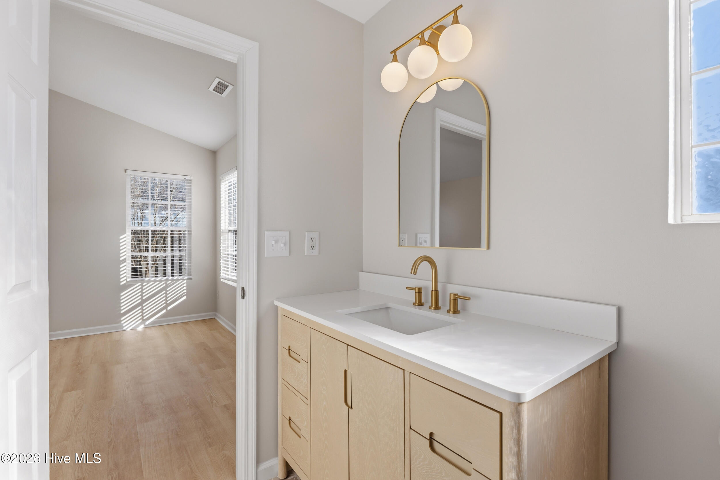 8620 Orchard Loop Road Ne Property Photo 25