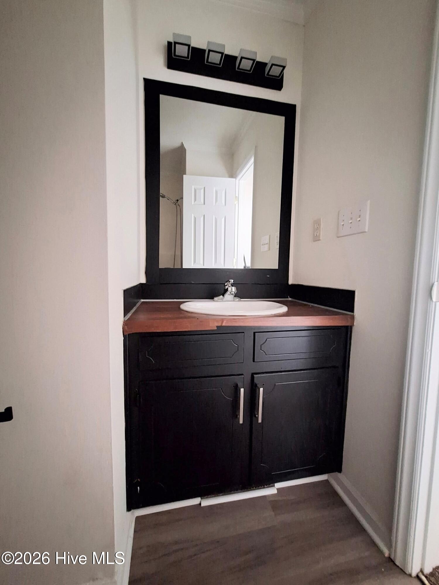 3995 Sterling Pointe Drive Kkk5 Property Photo 17