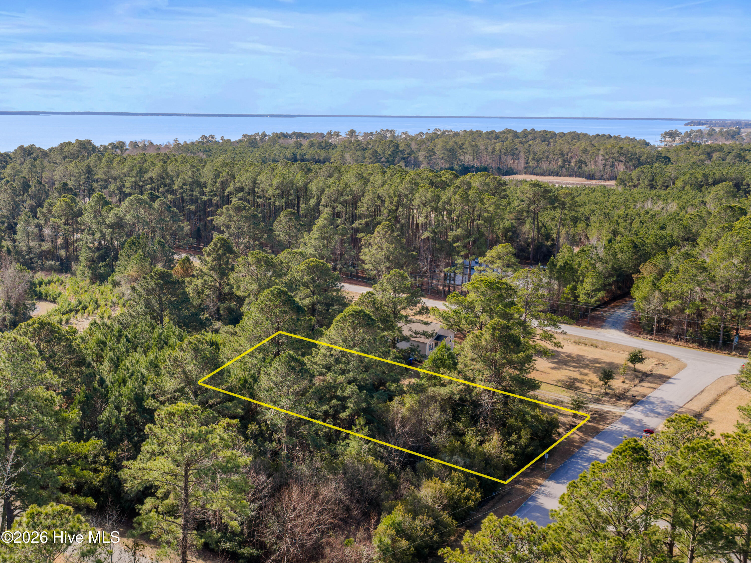 5996 Harbour Way Property Photo 5