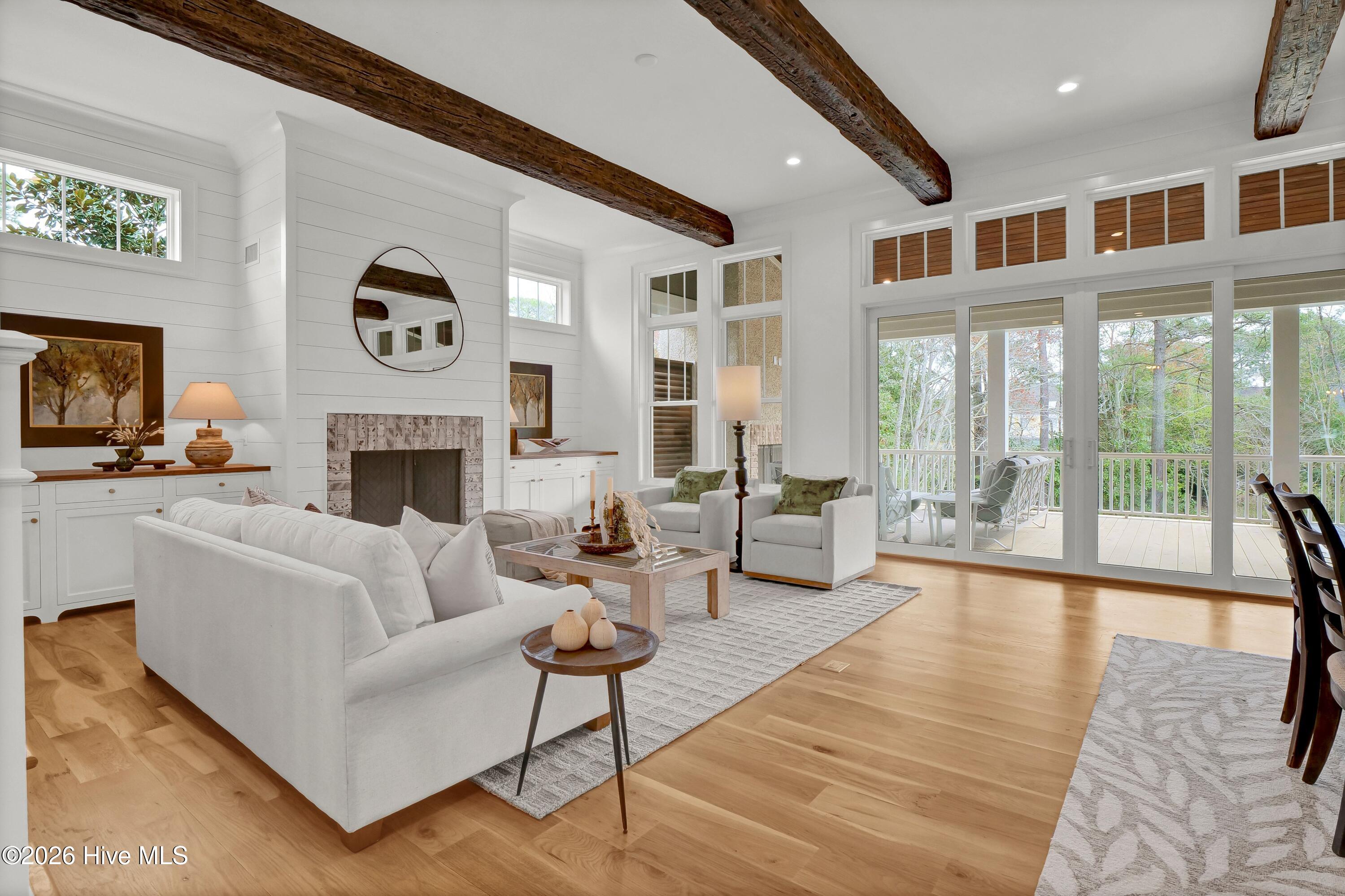 2225 S Live Oak Parkway Property Photo 8