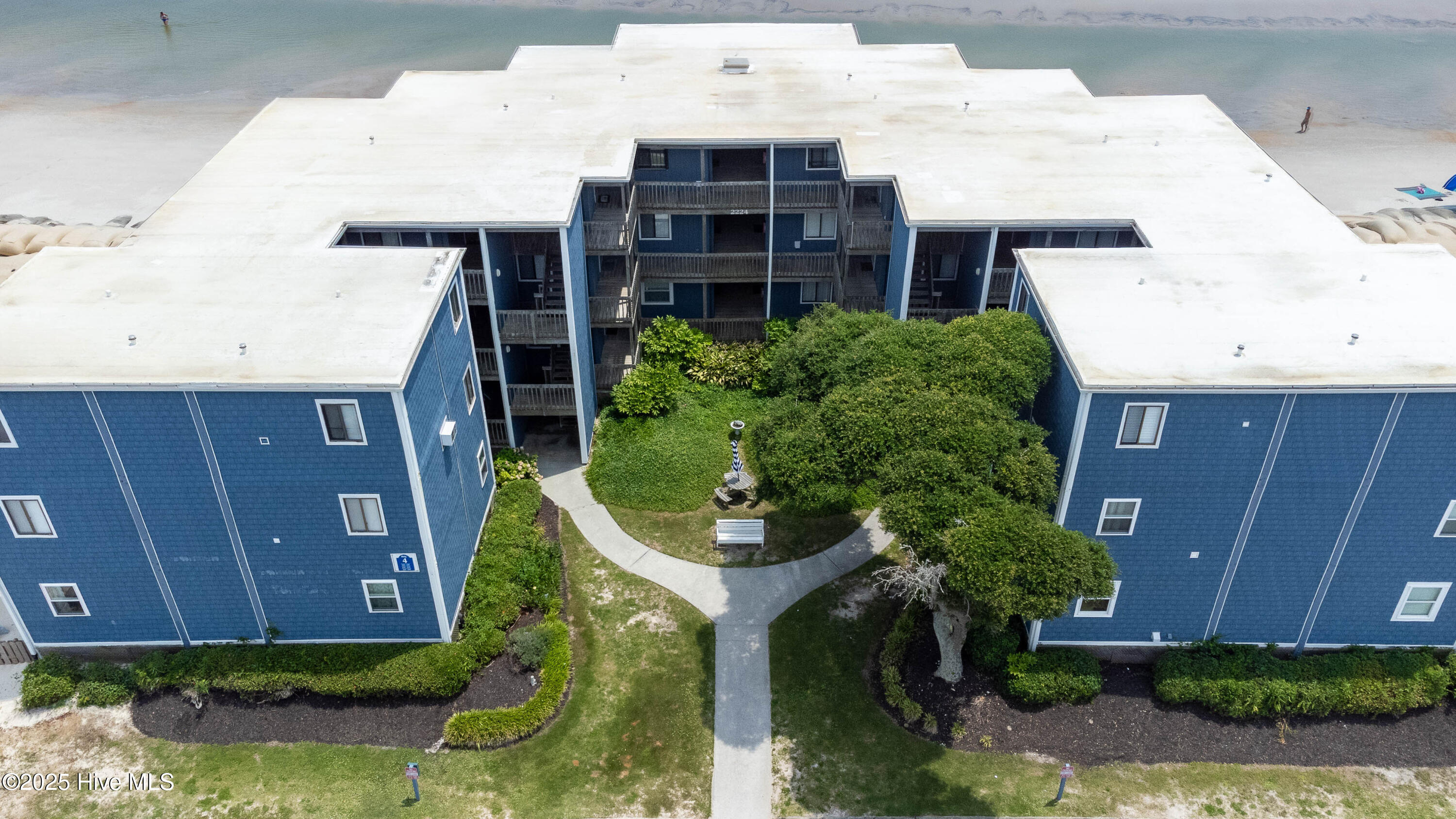 2224 New River Inlet Road Unit 233 Property Photo 3