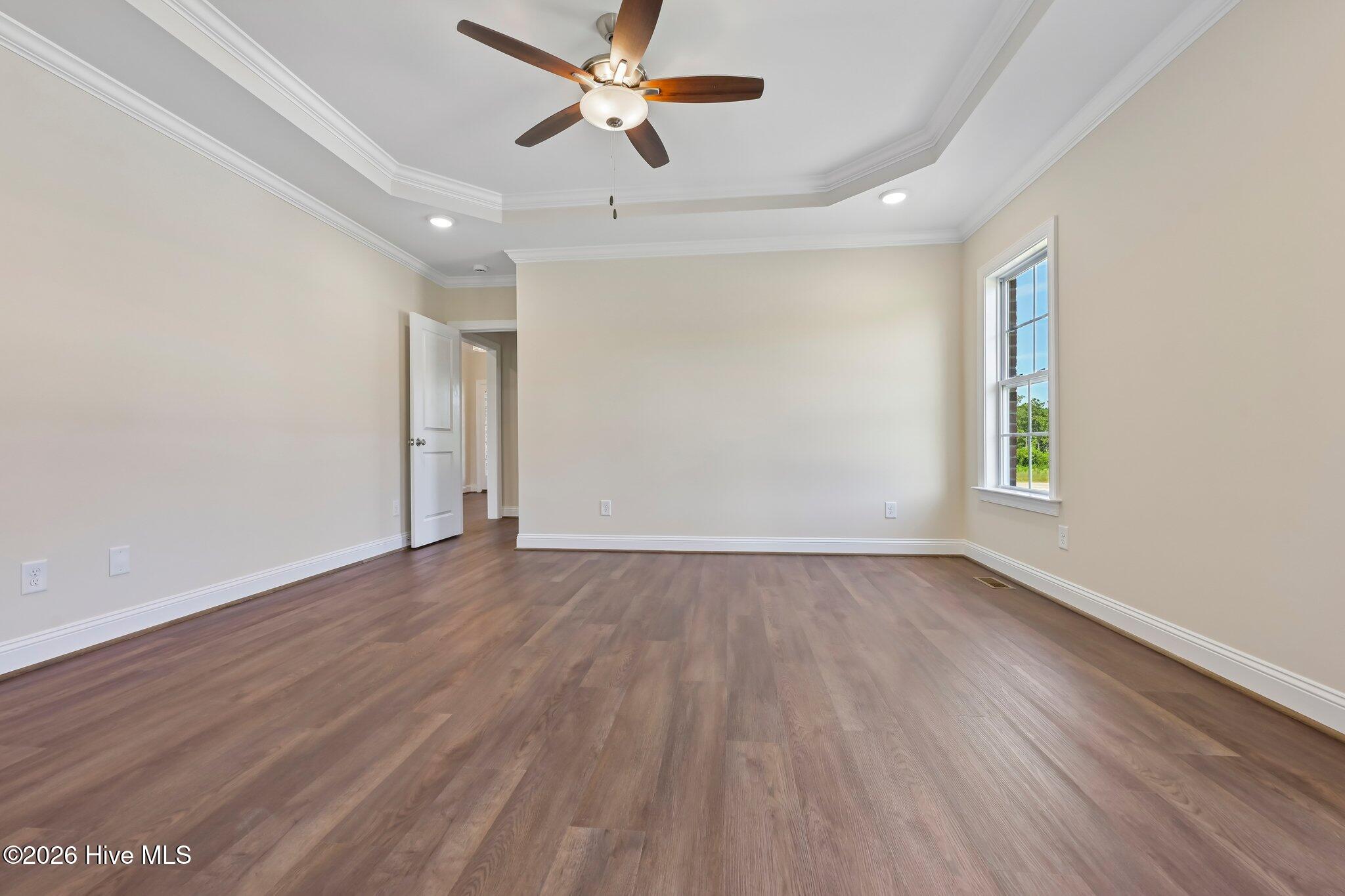 7615 Sweetwater Drive Property Photo 18