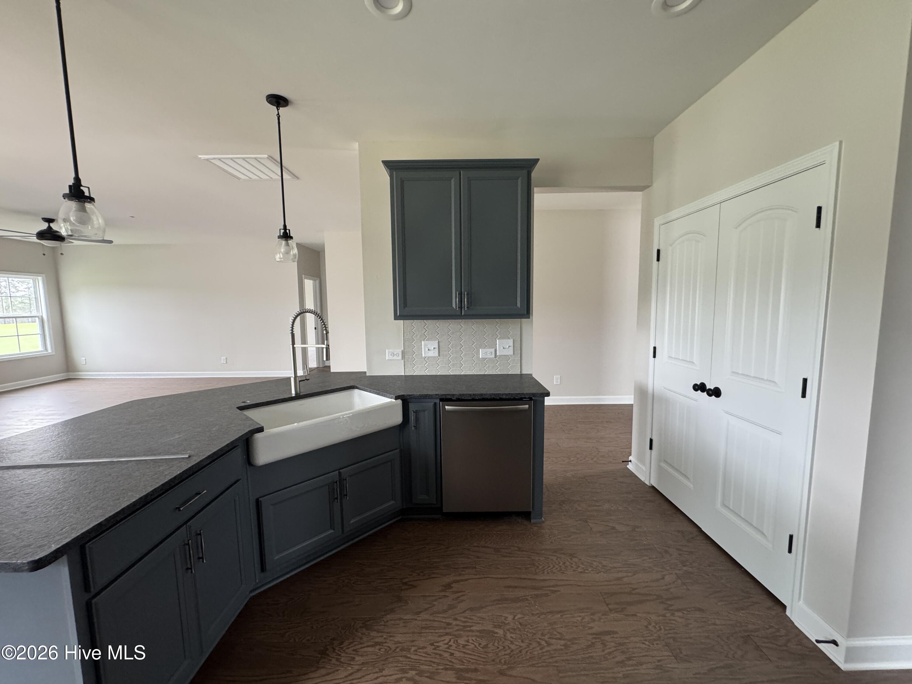 633 Watauga Lane 574 Property Photo 5