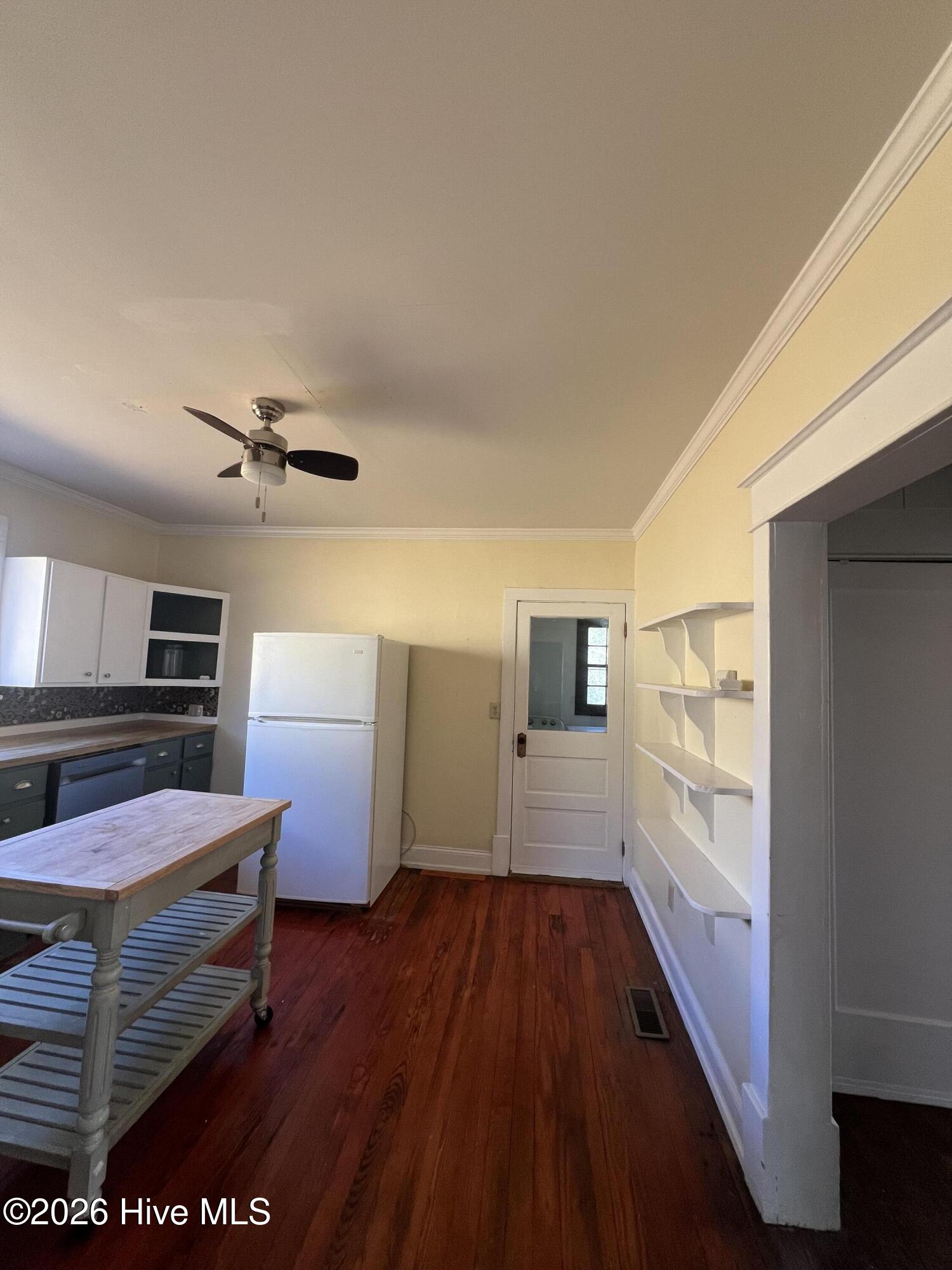 915 Saint David Street Property Photo 13