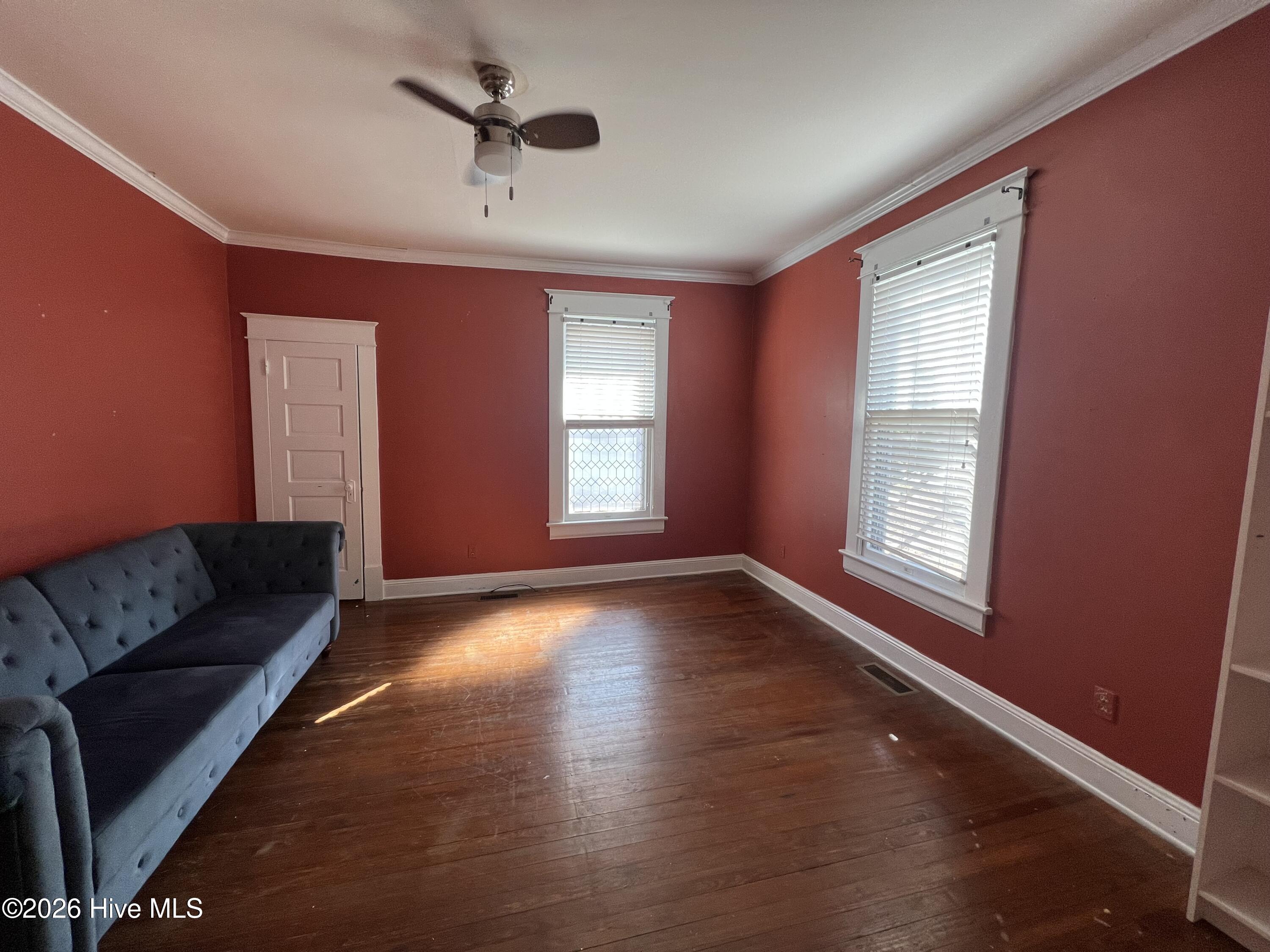 915 Saint David Street Property Photo 27