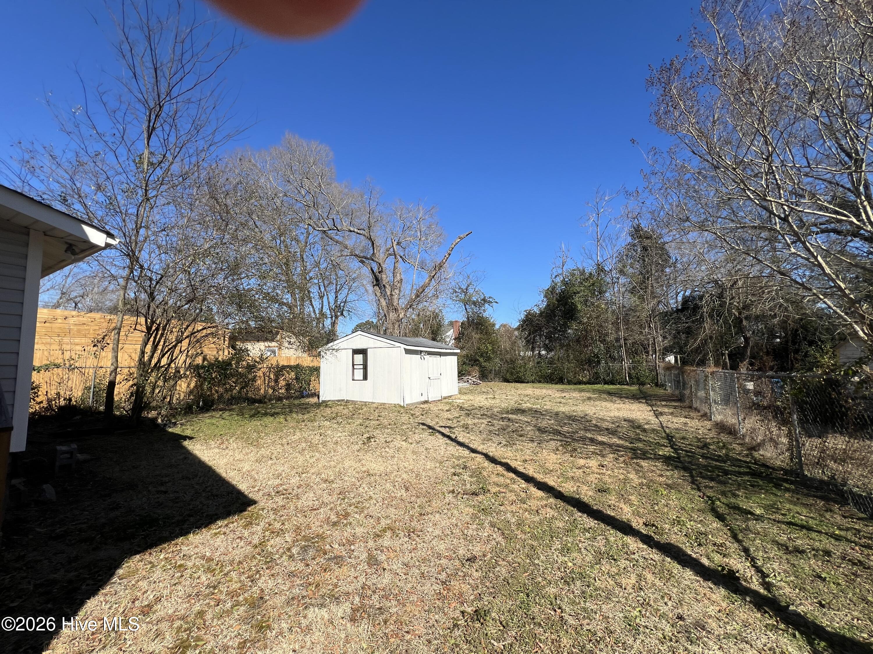 915 Saint David Street Property Photo 32