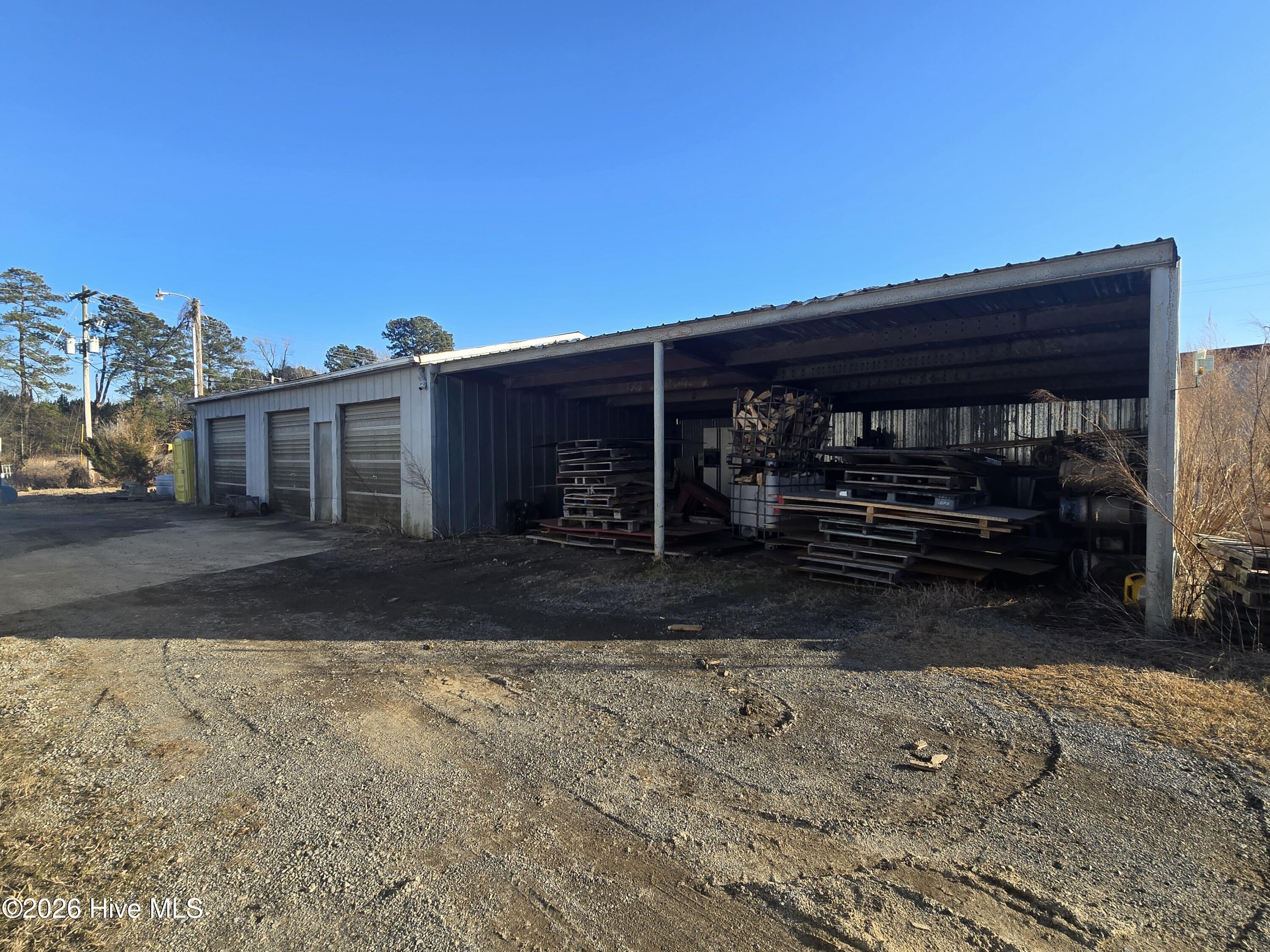 718 Virginia Road Property Photo 2
