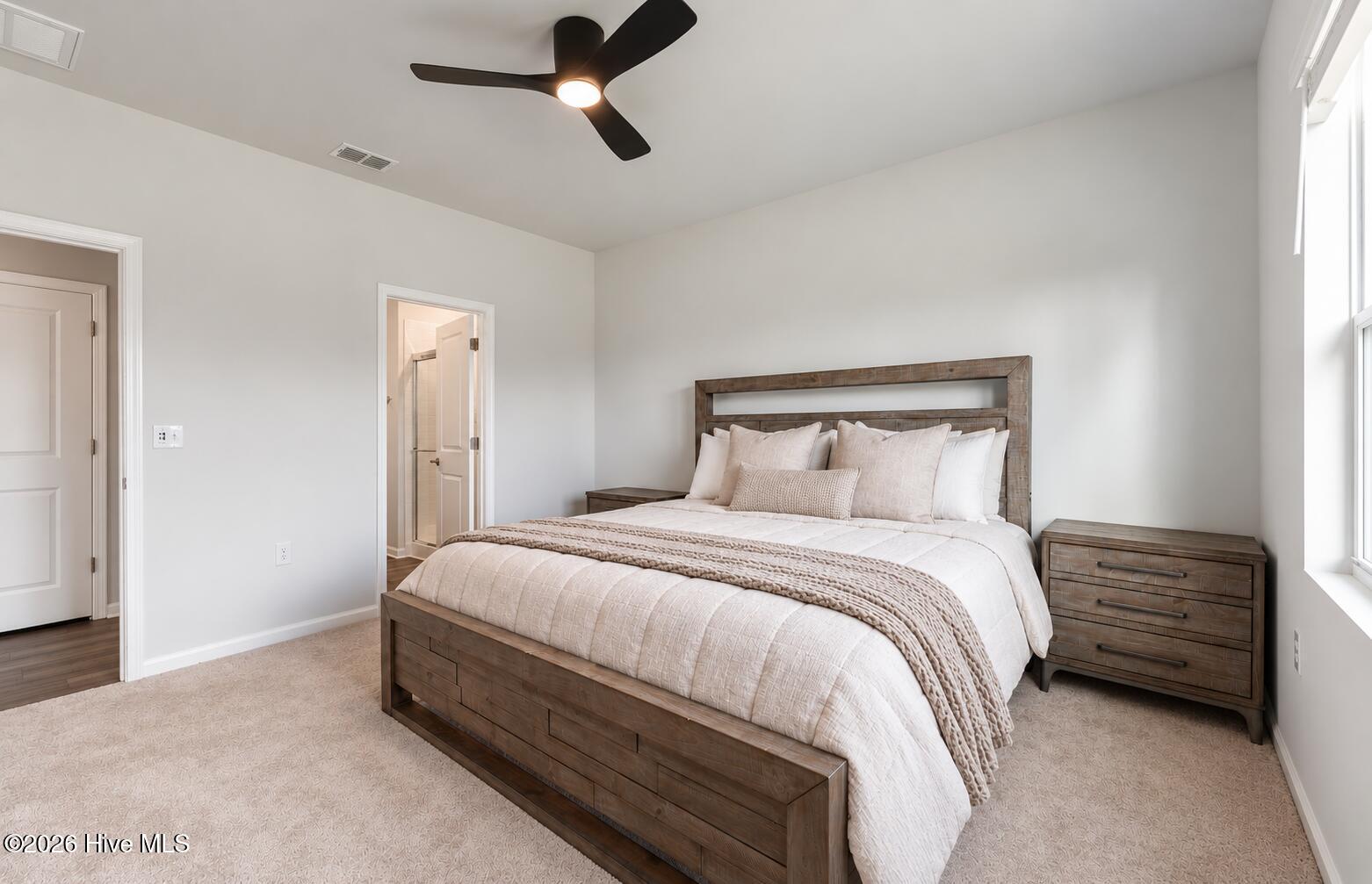 710 Tahoe Ridge Drive Se Property Photo 8