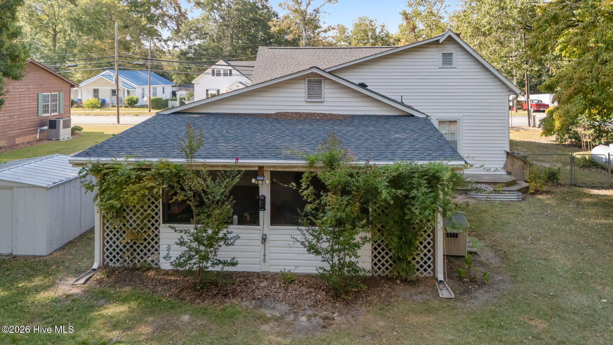 607 W Main Street Property Photo 37