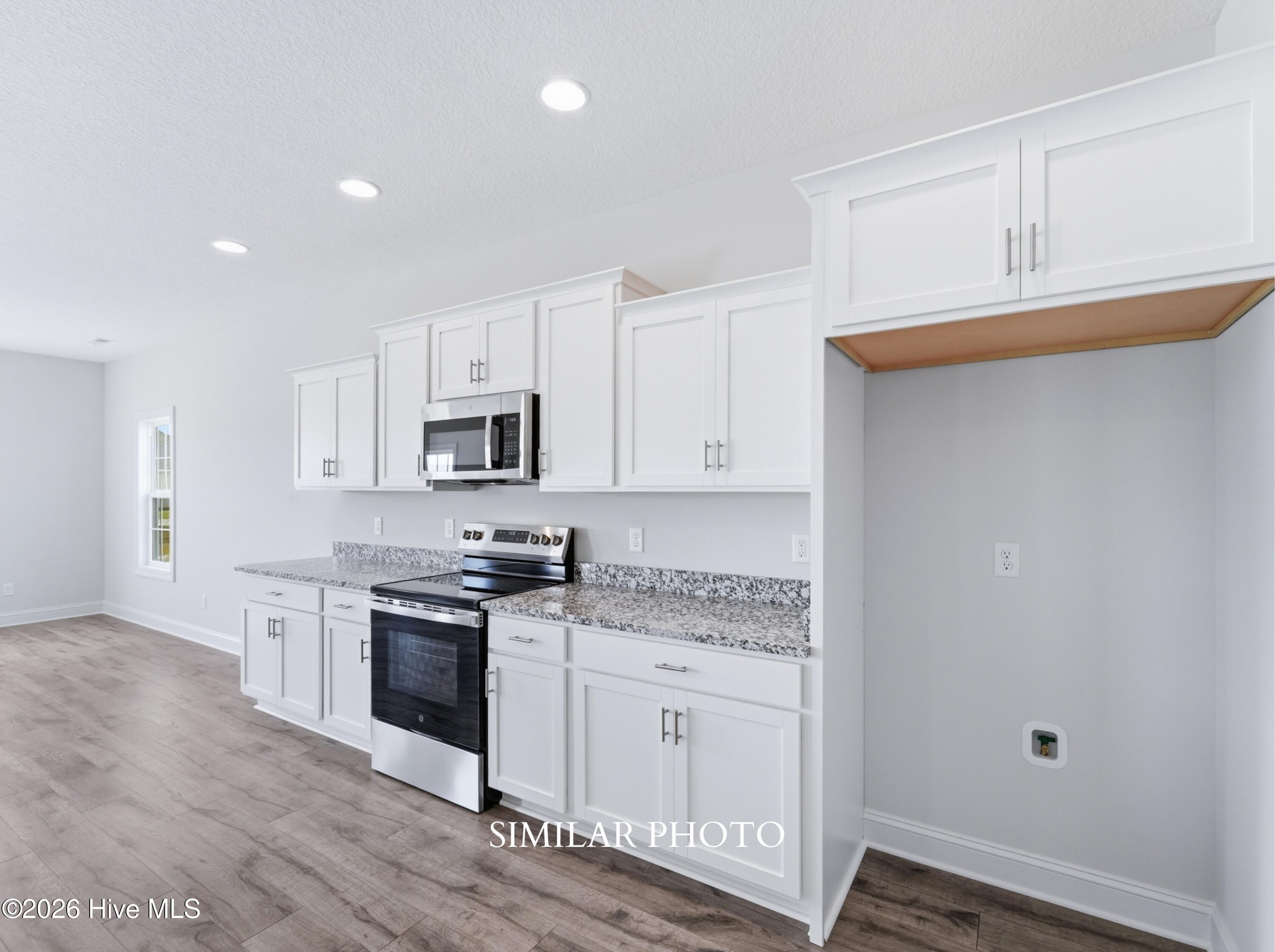 739 Regiment Road Property Photo 10