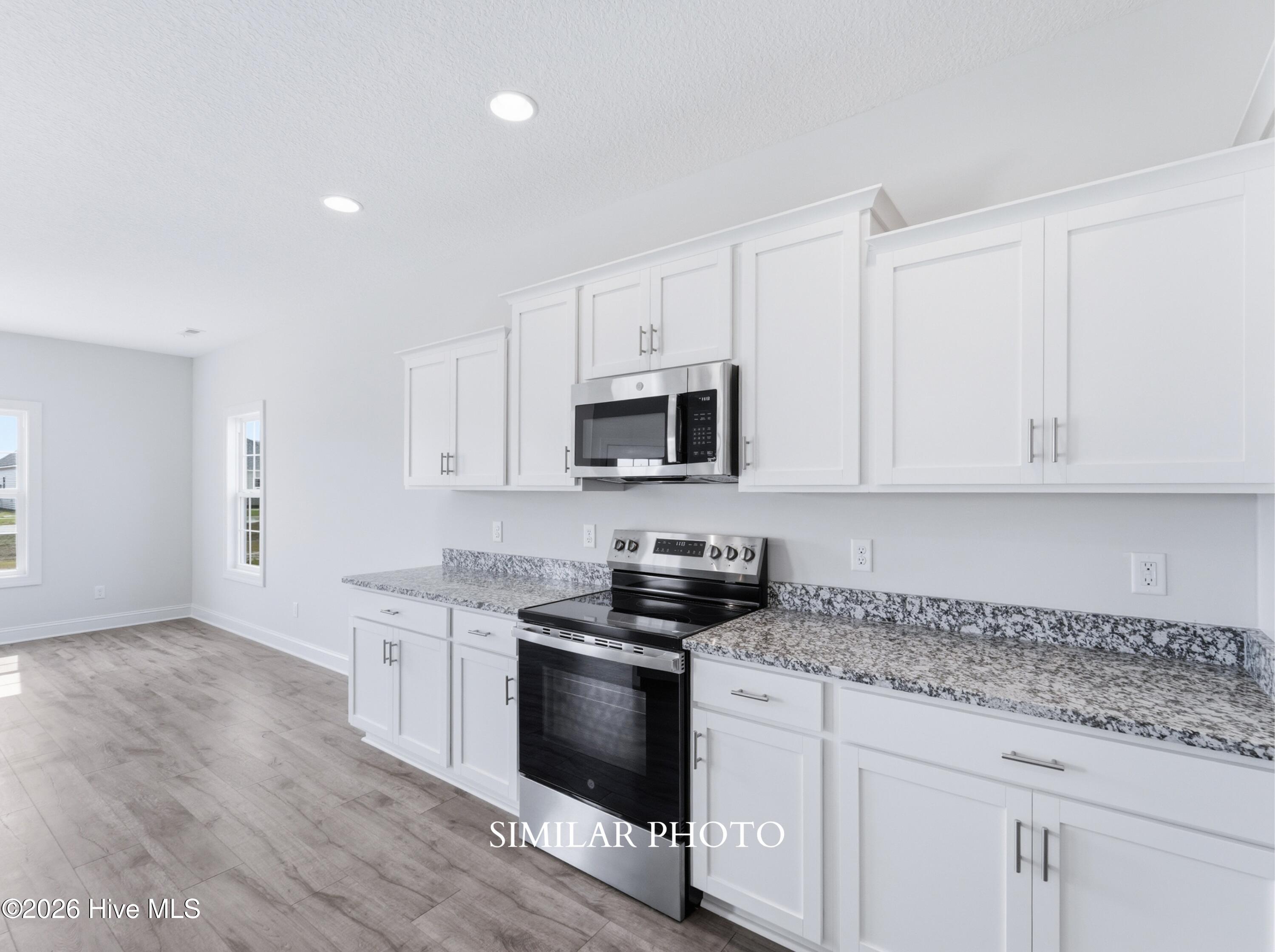 739 Regiment Road Property Photo 11