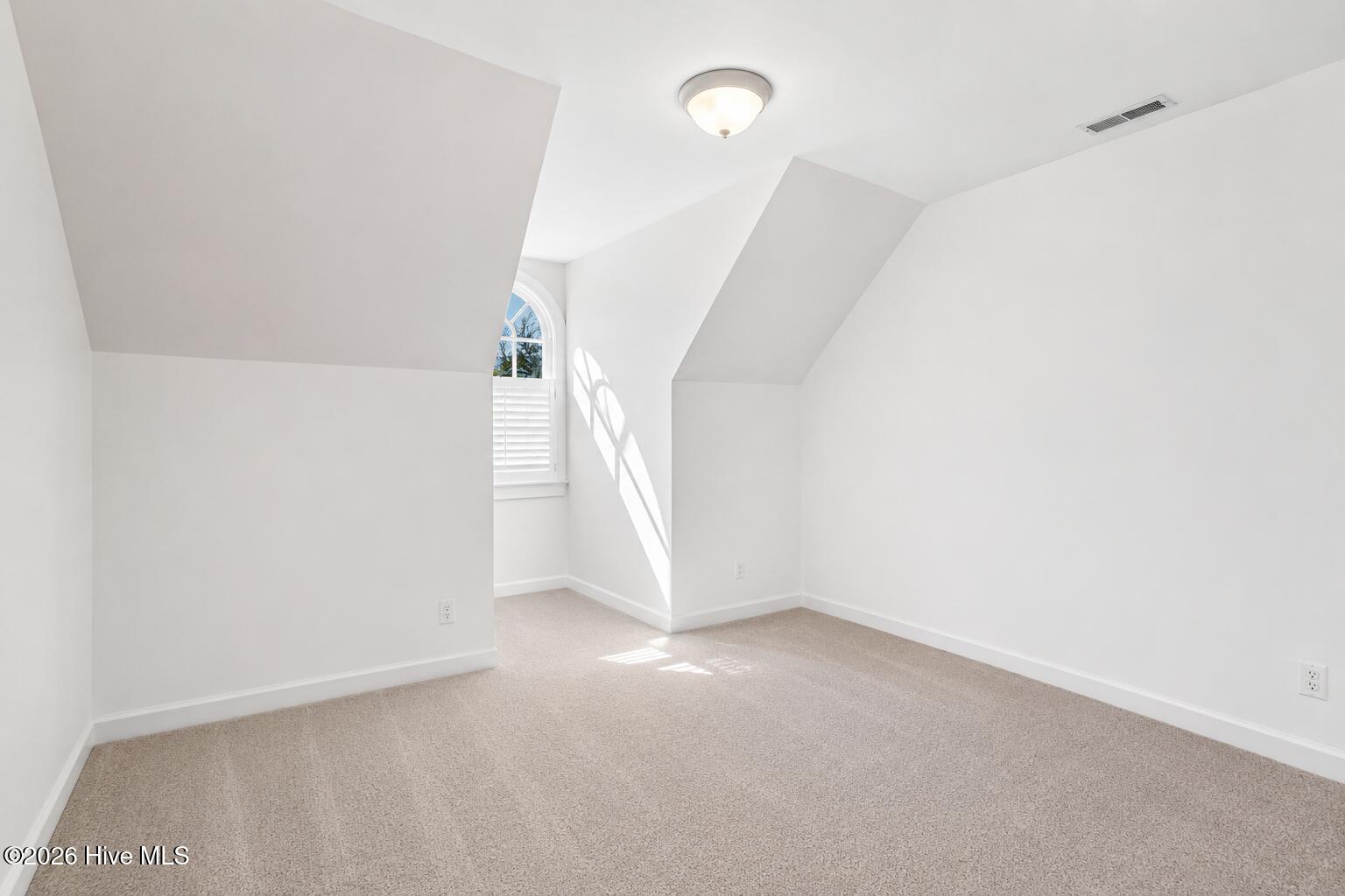 709 Bell Drive Property Photo 17
