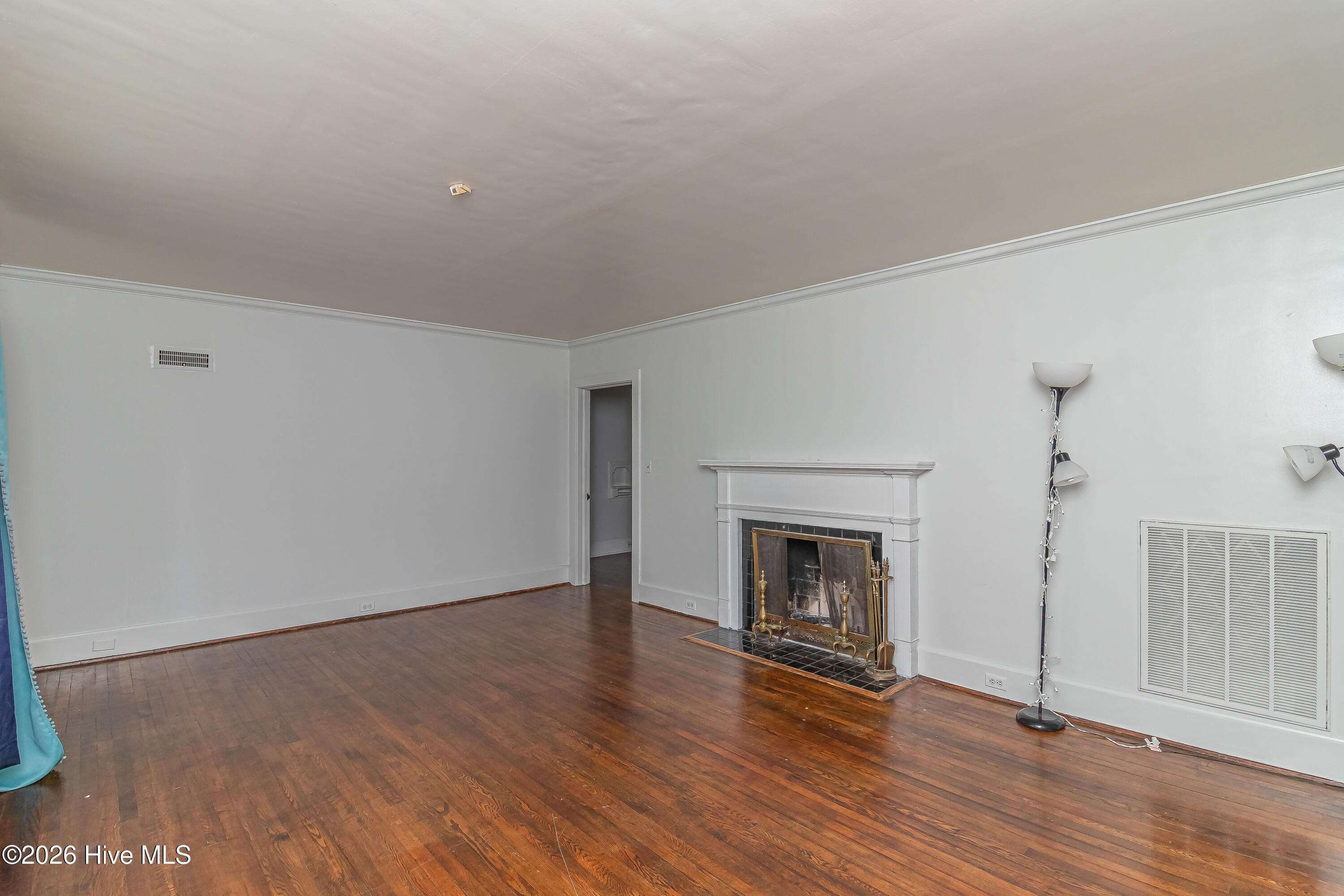 609 Beech Street Property Photo 7