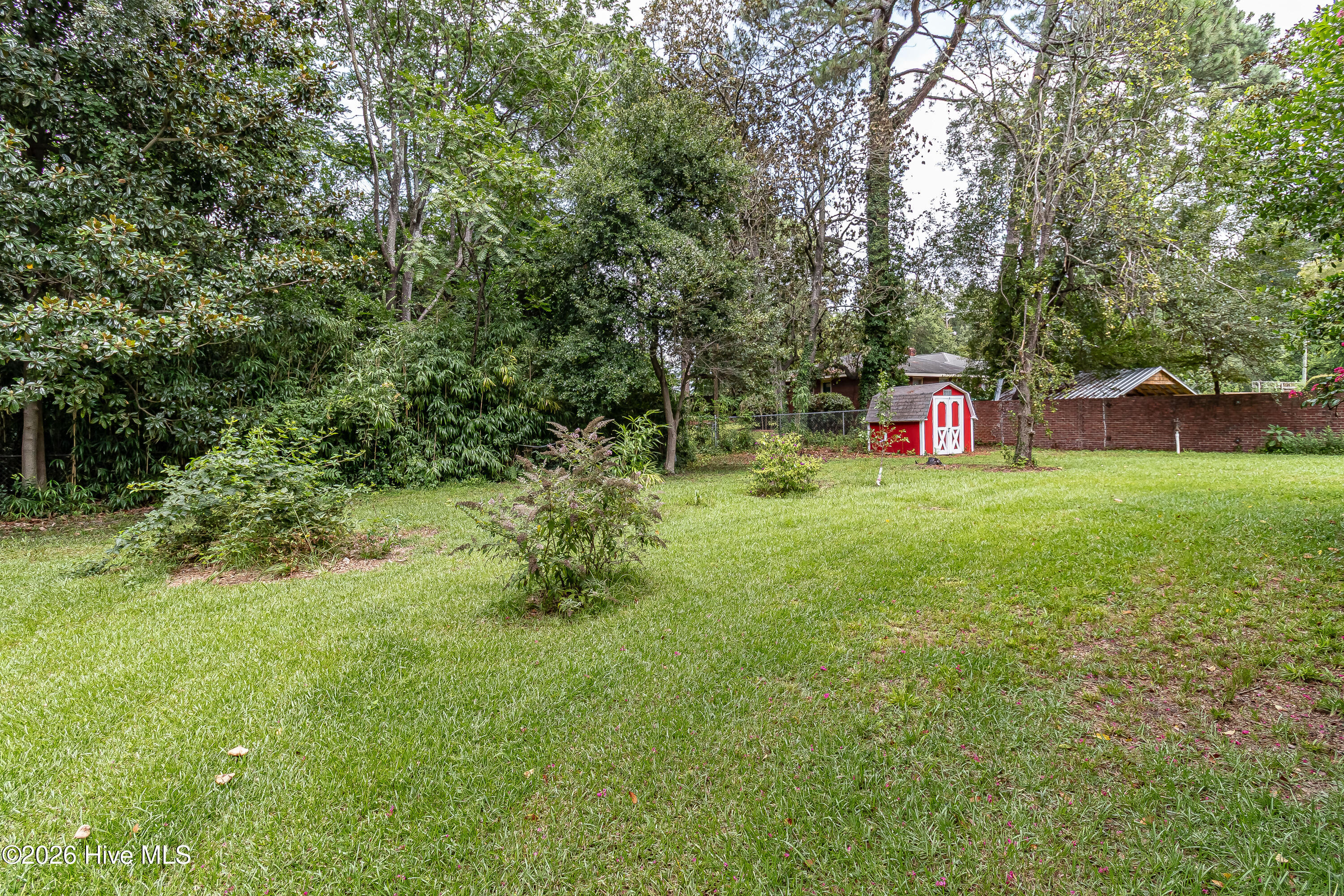 609 Beech Street Property Photo 35