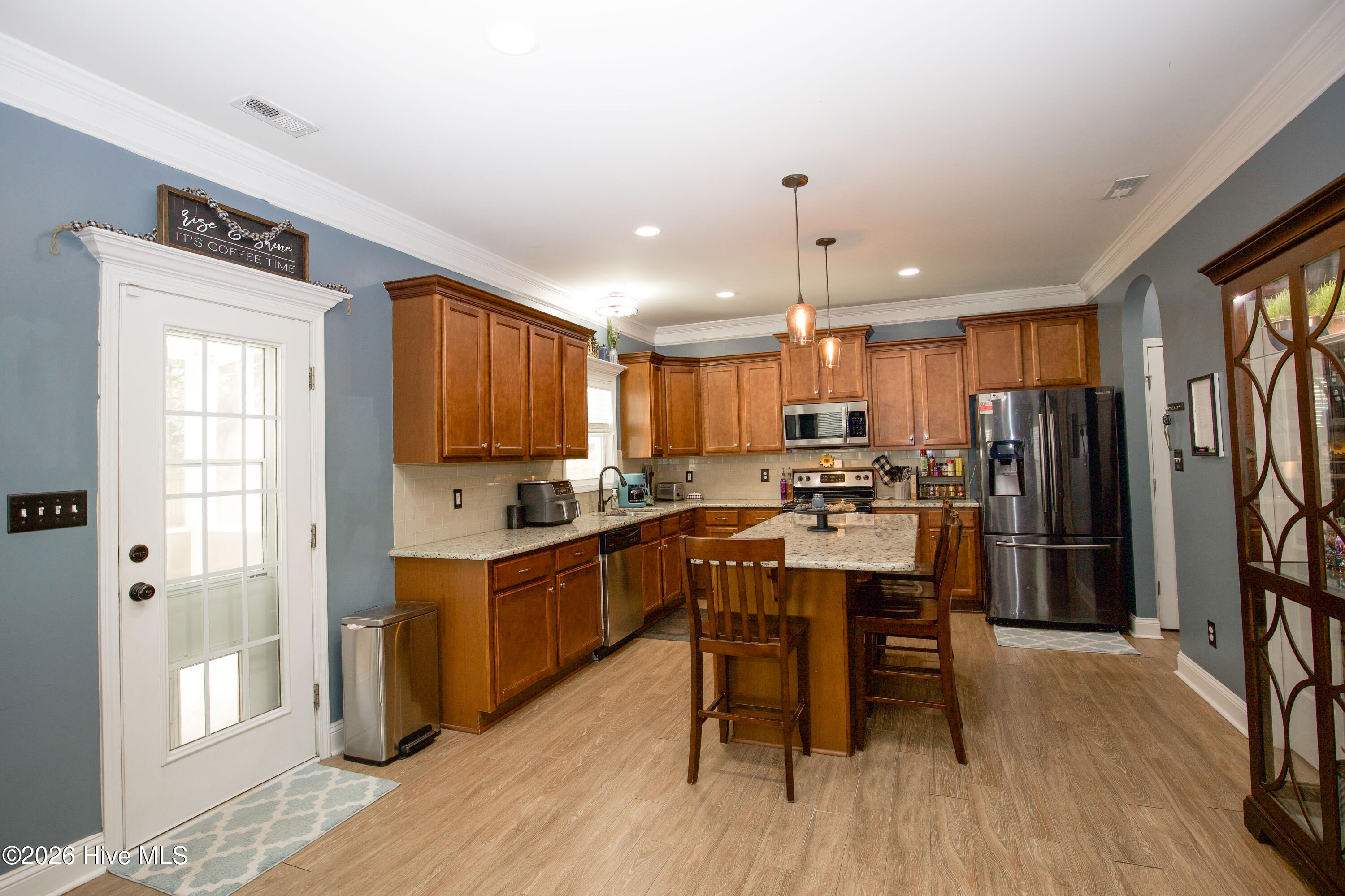 831 Thrush Drive Property Photo 16