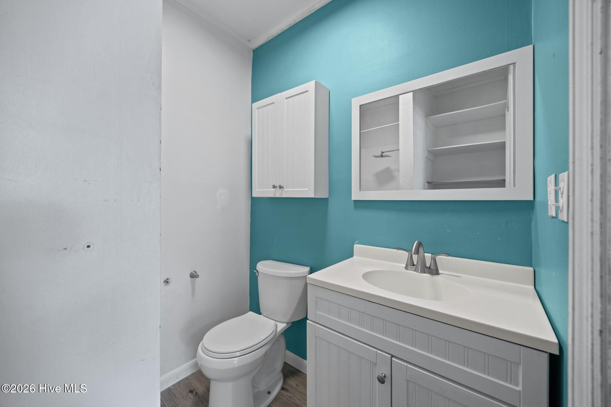323 Cardinal Road Property Photo 8