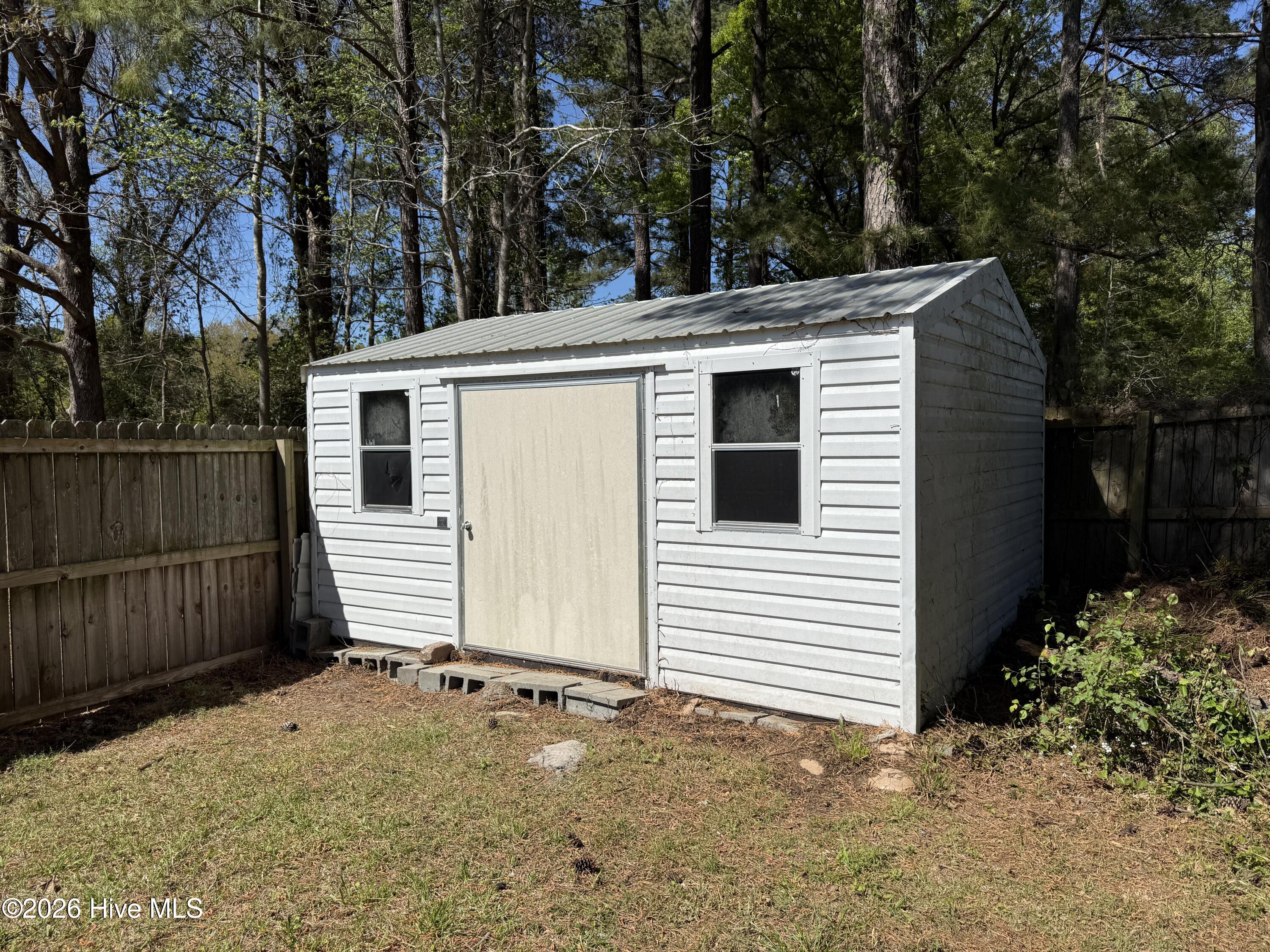 323 Cardinal Road Property Photo 21