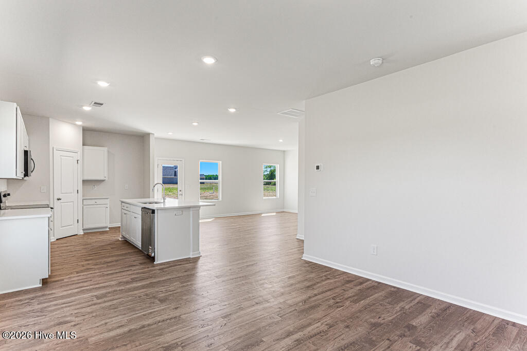 2217 Nahunta Road Property Photo 6