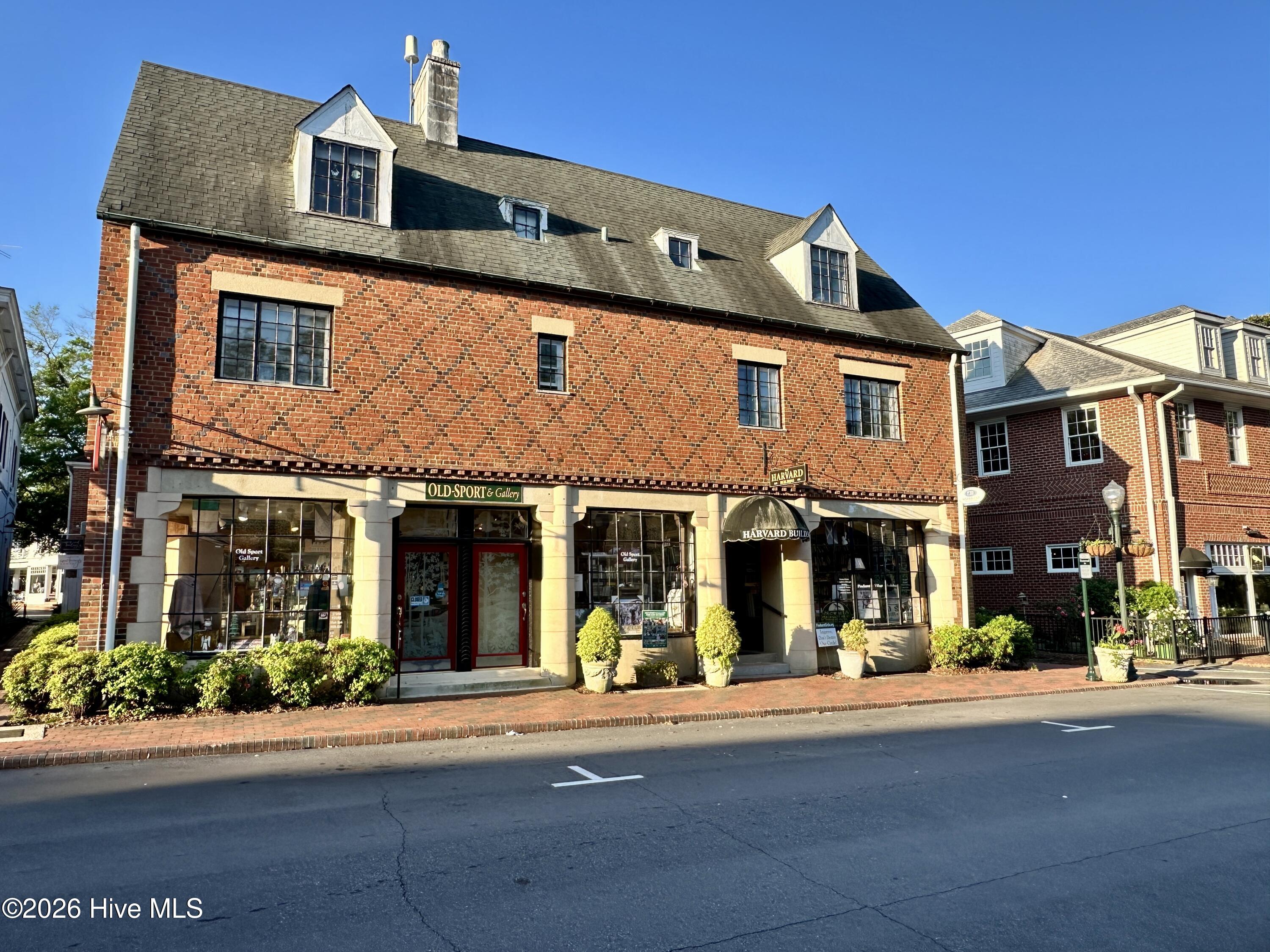 95 Market Square Property Photo 1