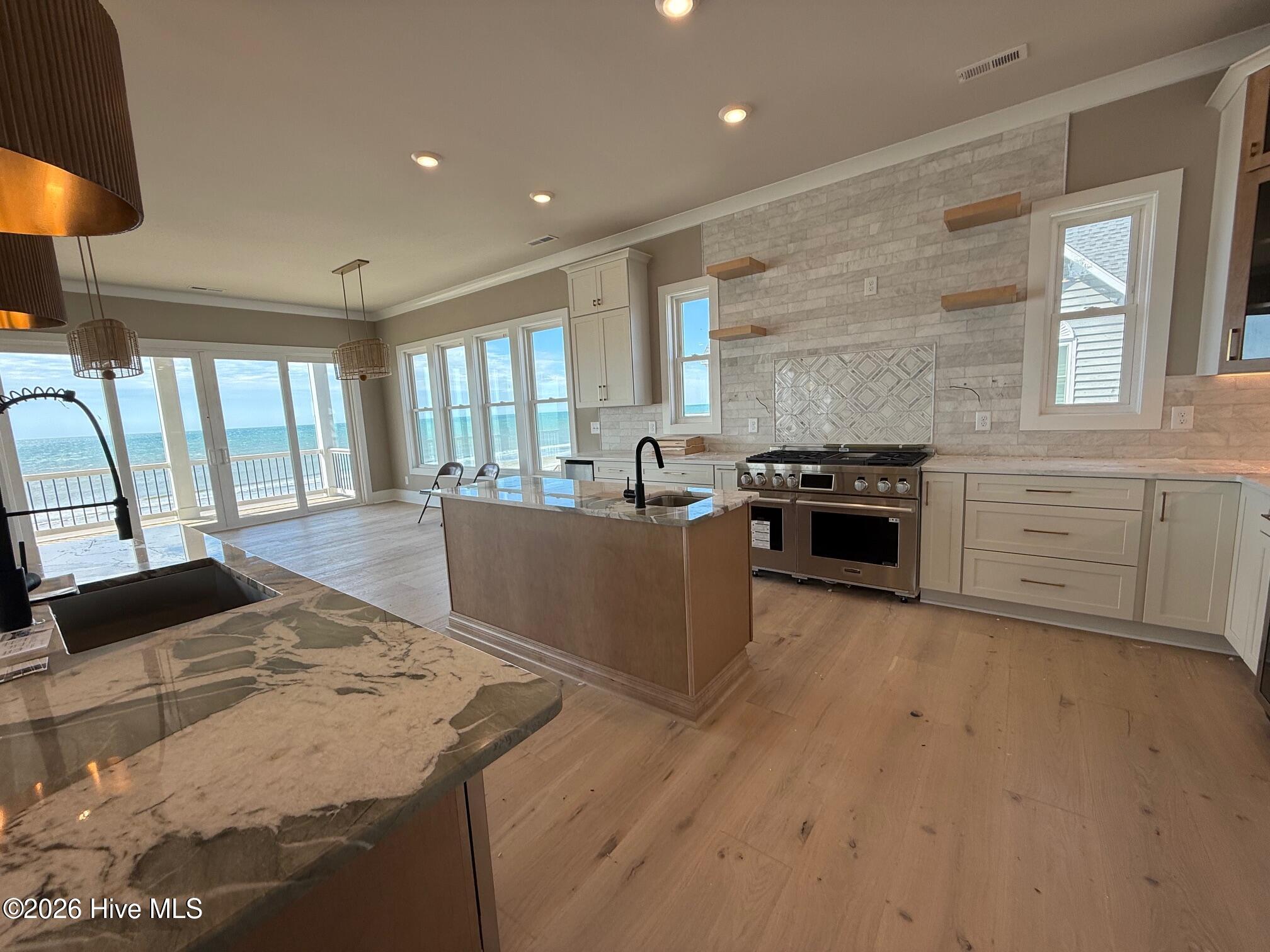 3405 Ocean Drive . Property Photo 2