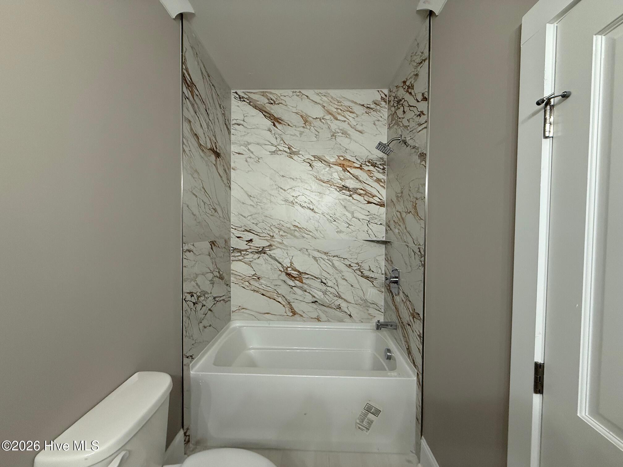 3405 Ocean Drive . Property Photo 11
