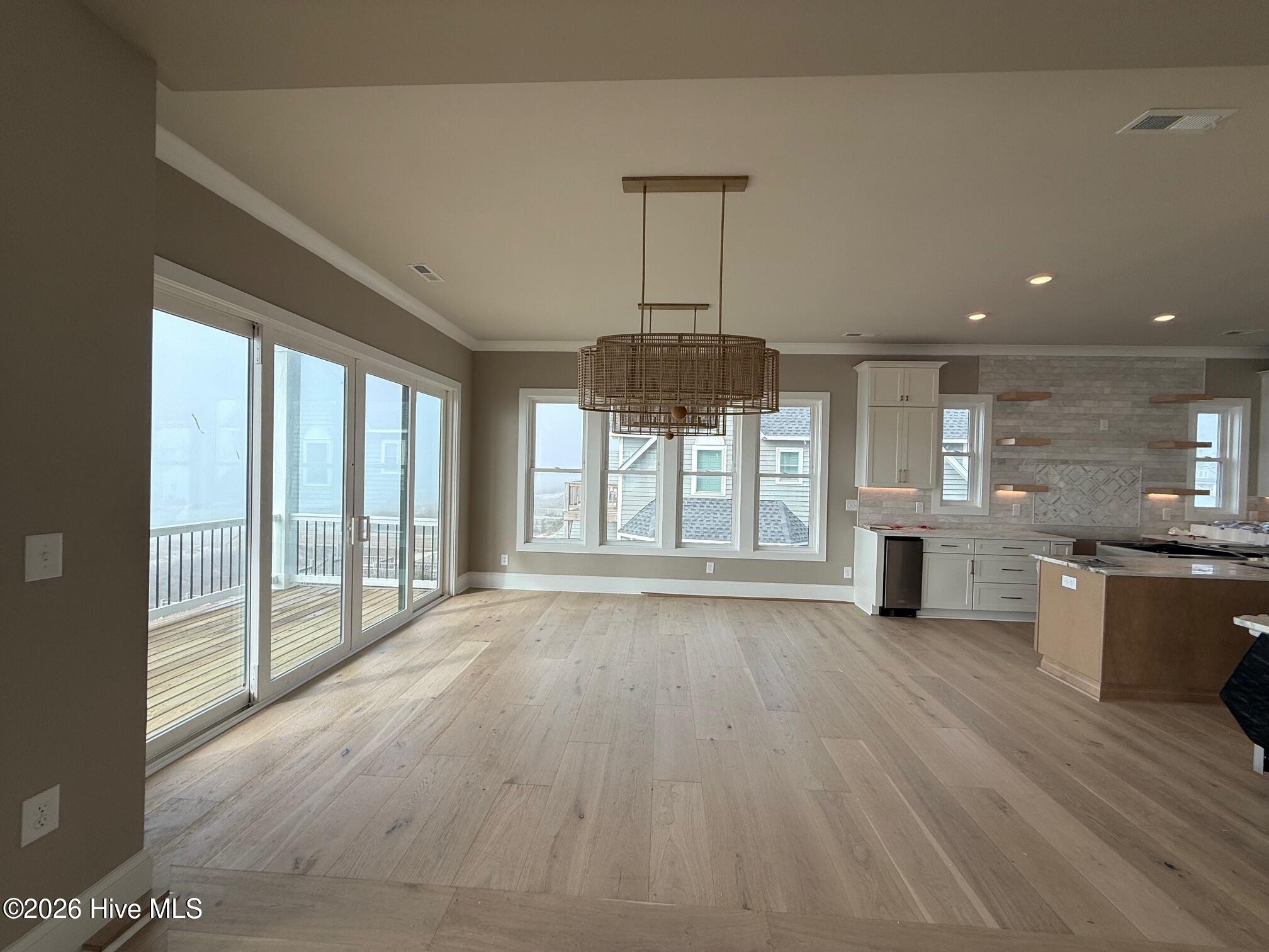 3405 Ocean Drive . Property Photo 16