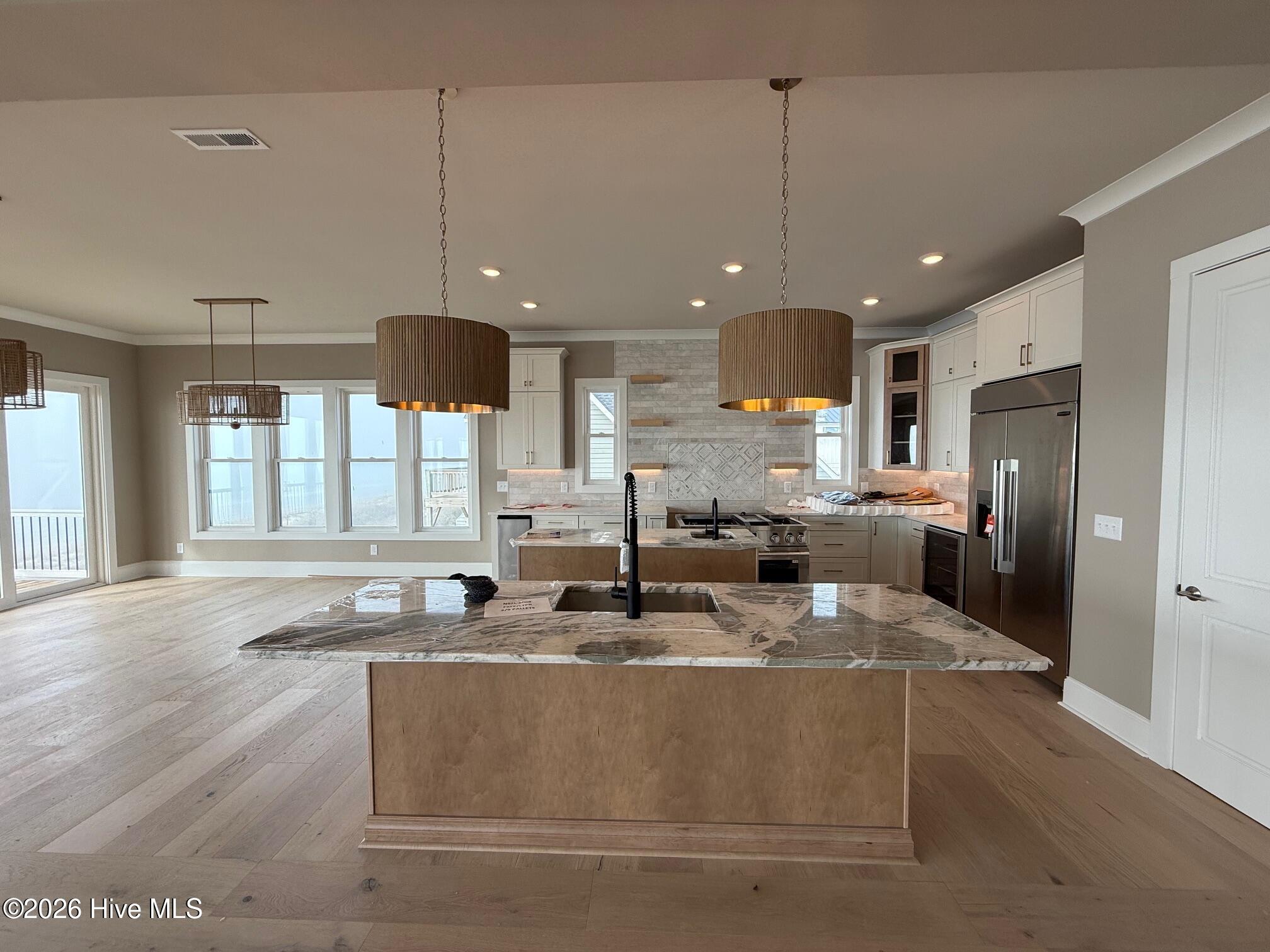 3405 Ocean Drive . Property Photo 17