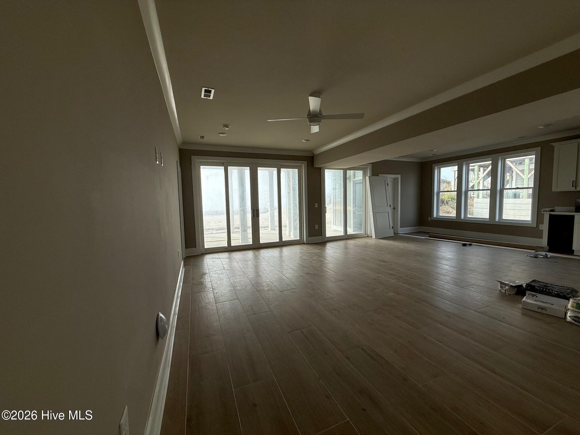 3405 Ocean Drive . Property Photo 27