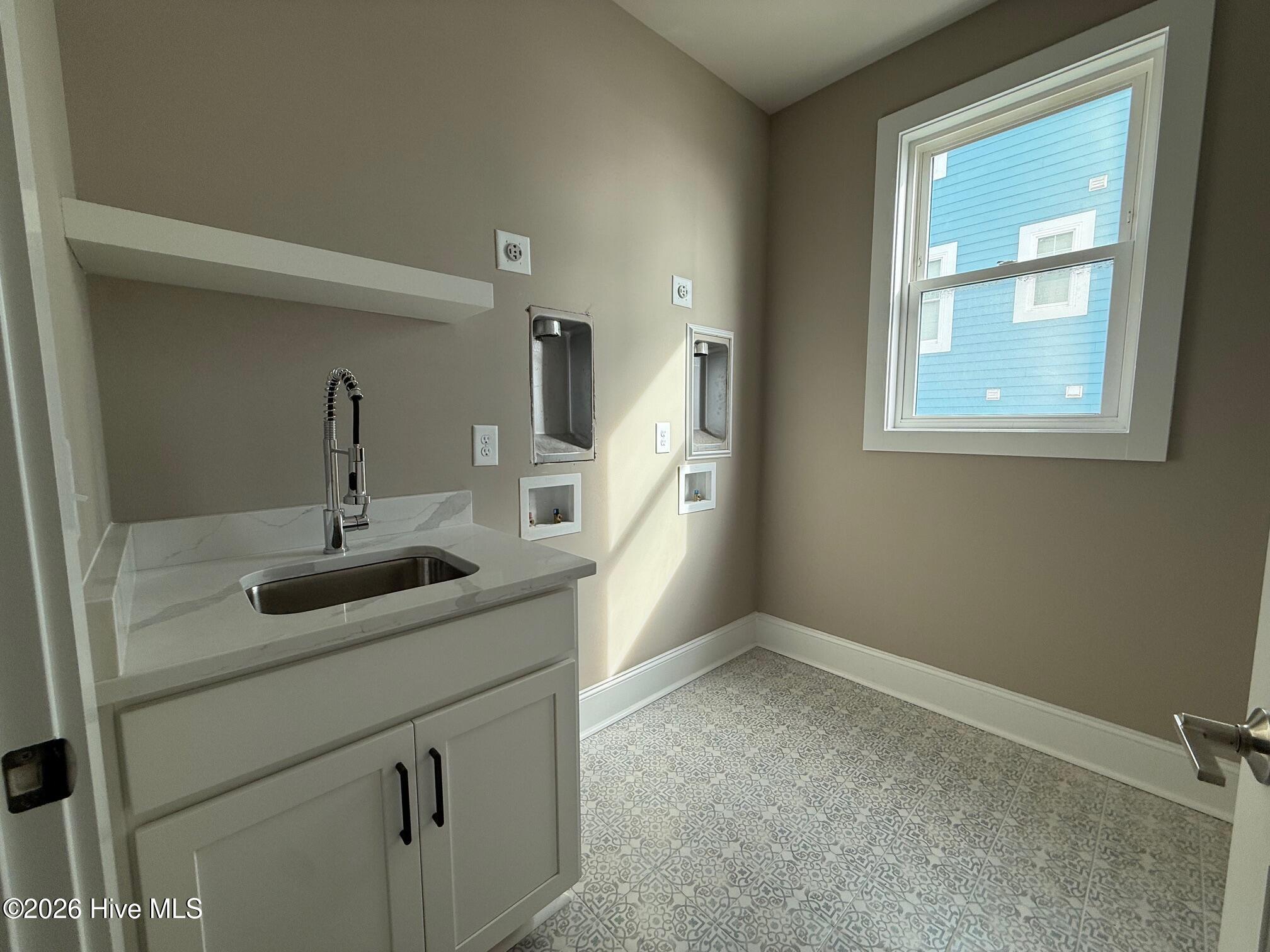 3405 Ocean Drive . Property Photo 27
