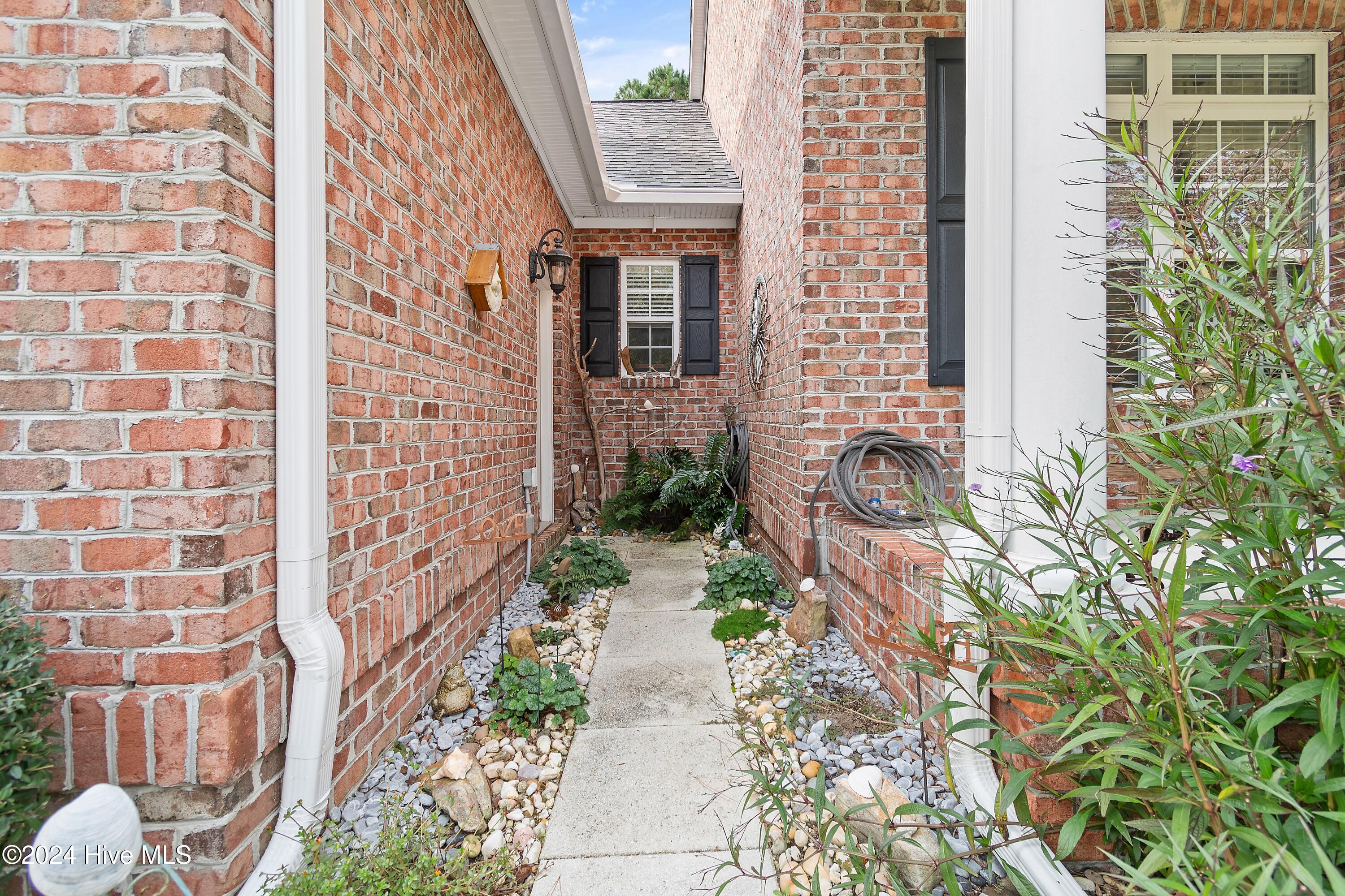 349 Lockwood Lane Sw Property Photo 6