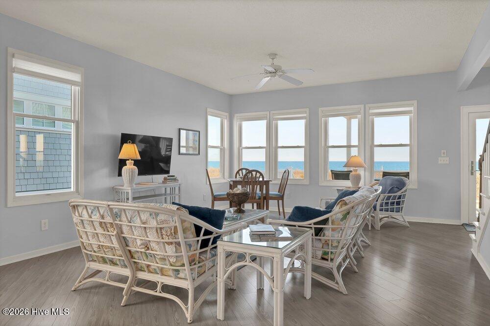 19 E Charlotte Street Property Photo 18