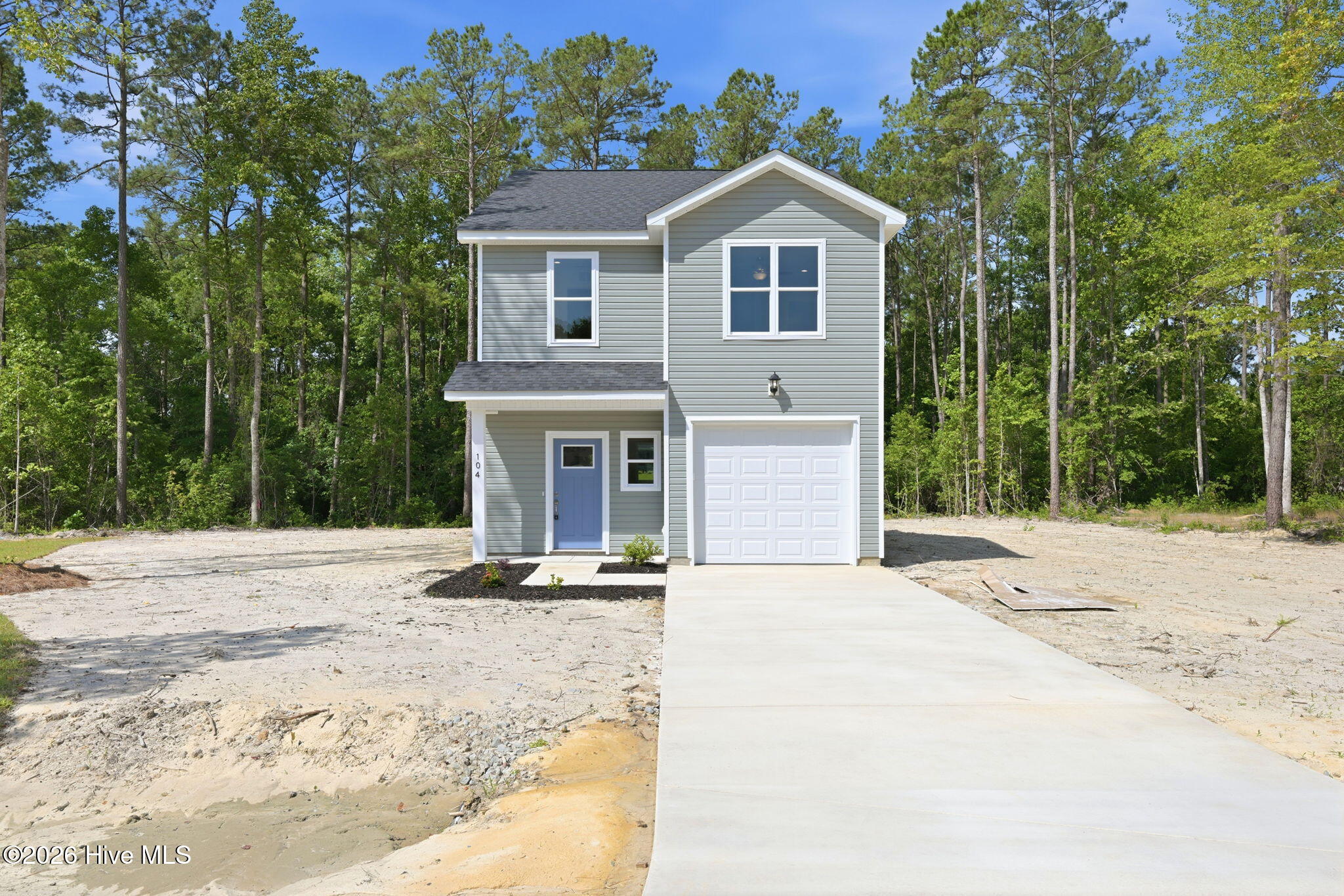 104 Palm Circle Property Photo 1