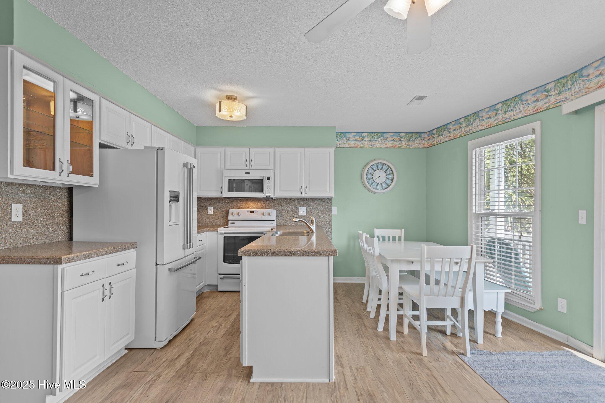 1314 Lake Park Boulevard S A4 Property Photo 17