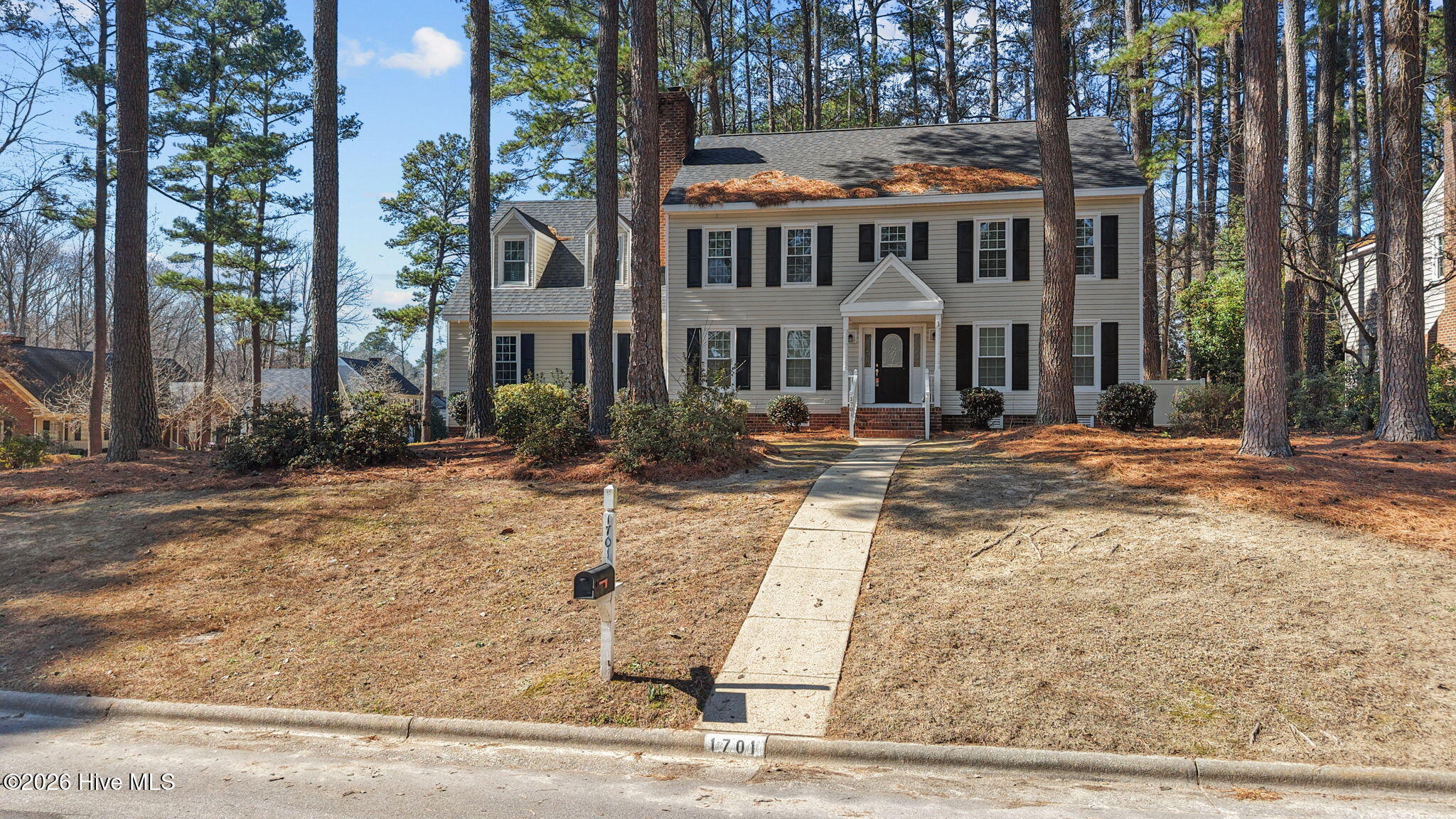 1701 Westbrook Drive Nw Property Photo 6