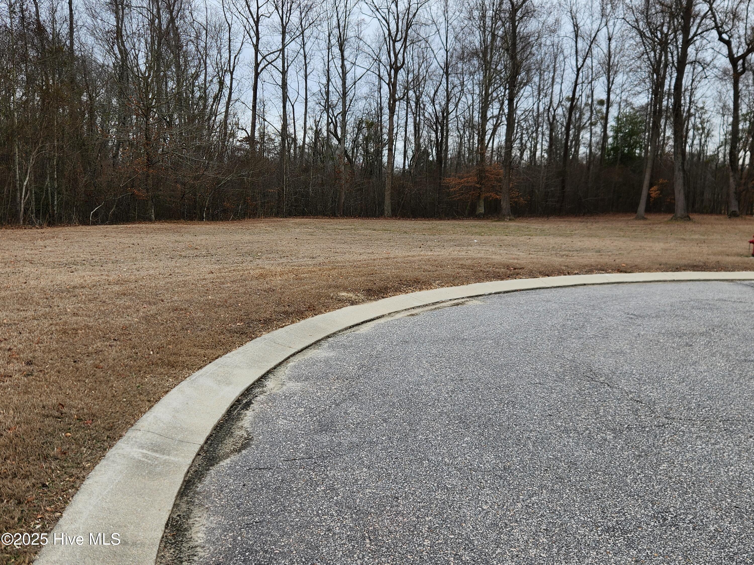 109 80 Noble Court Property Photo 28