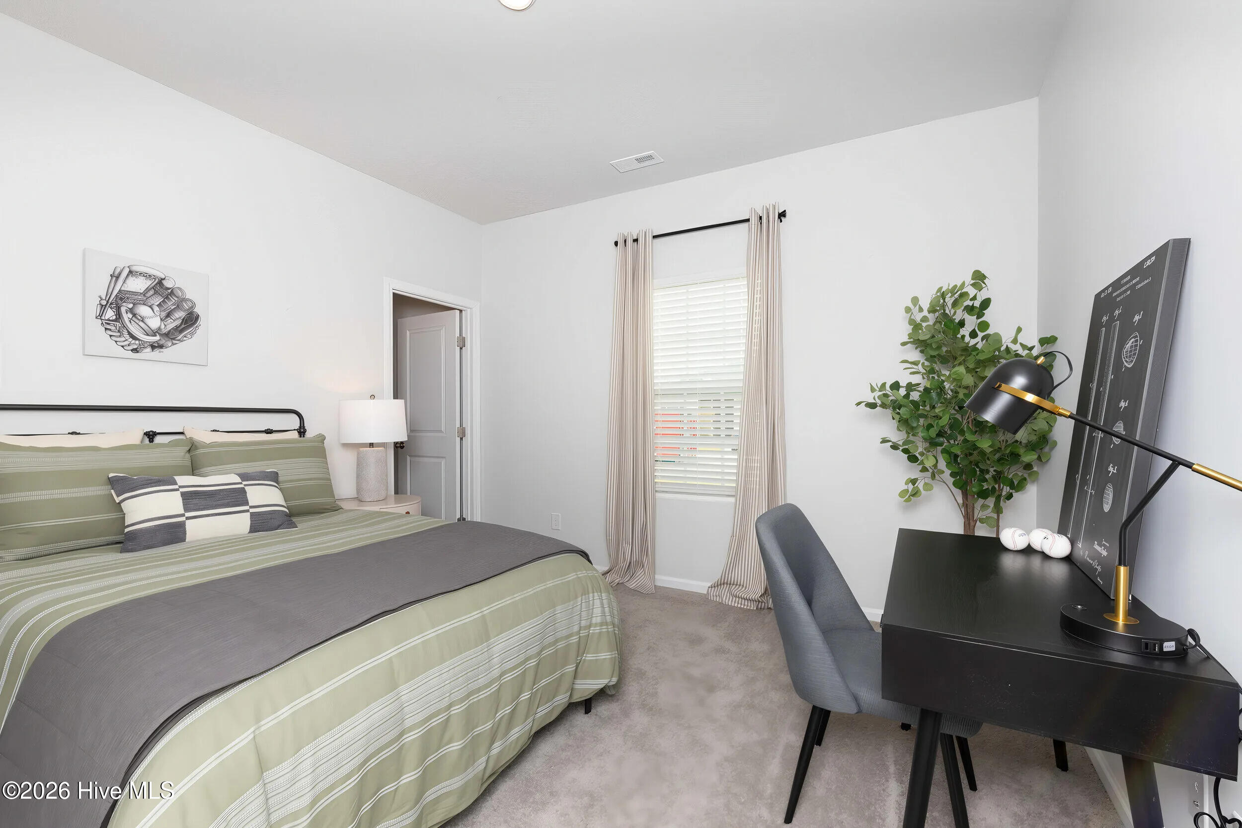2208 Lakefront Drive Se The Freelance Property Photo 6