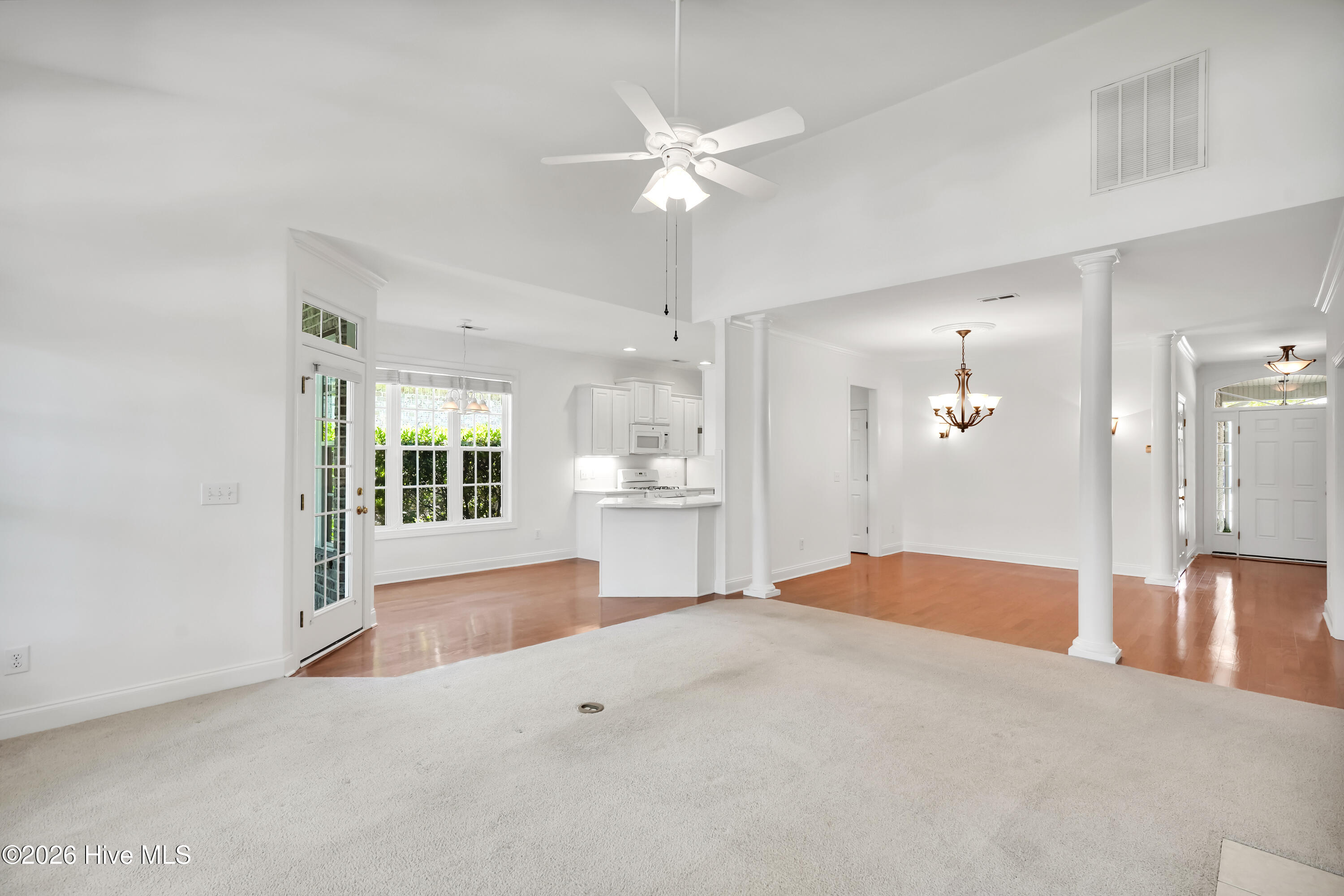 1009 N Sanderling Drive Property Photo 11