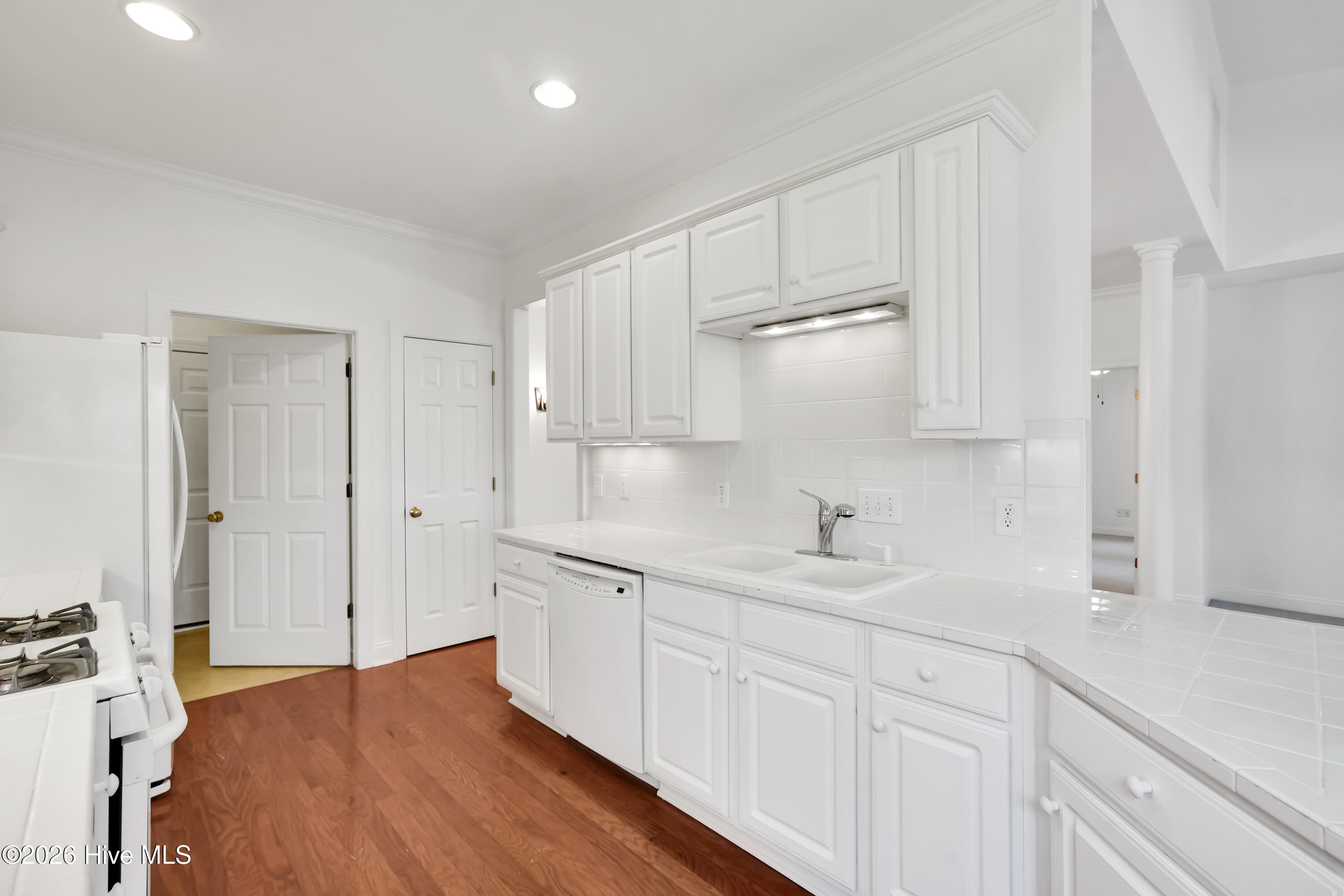 1009 N Sanderling Drive Property Photo 15